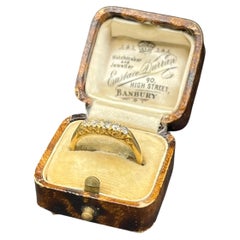 18ct Gold and Diamond 5 Stone Carved Half Hoop Ring, Hallmarked Birmingham 1914