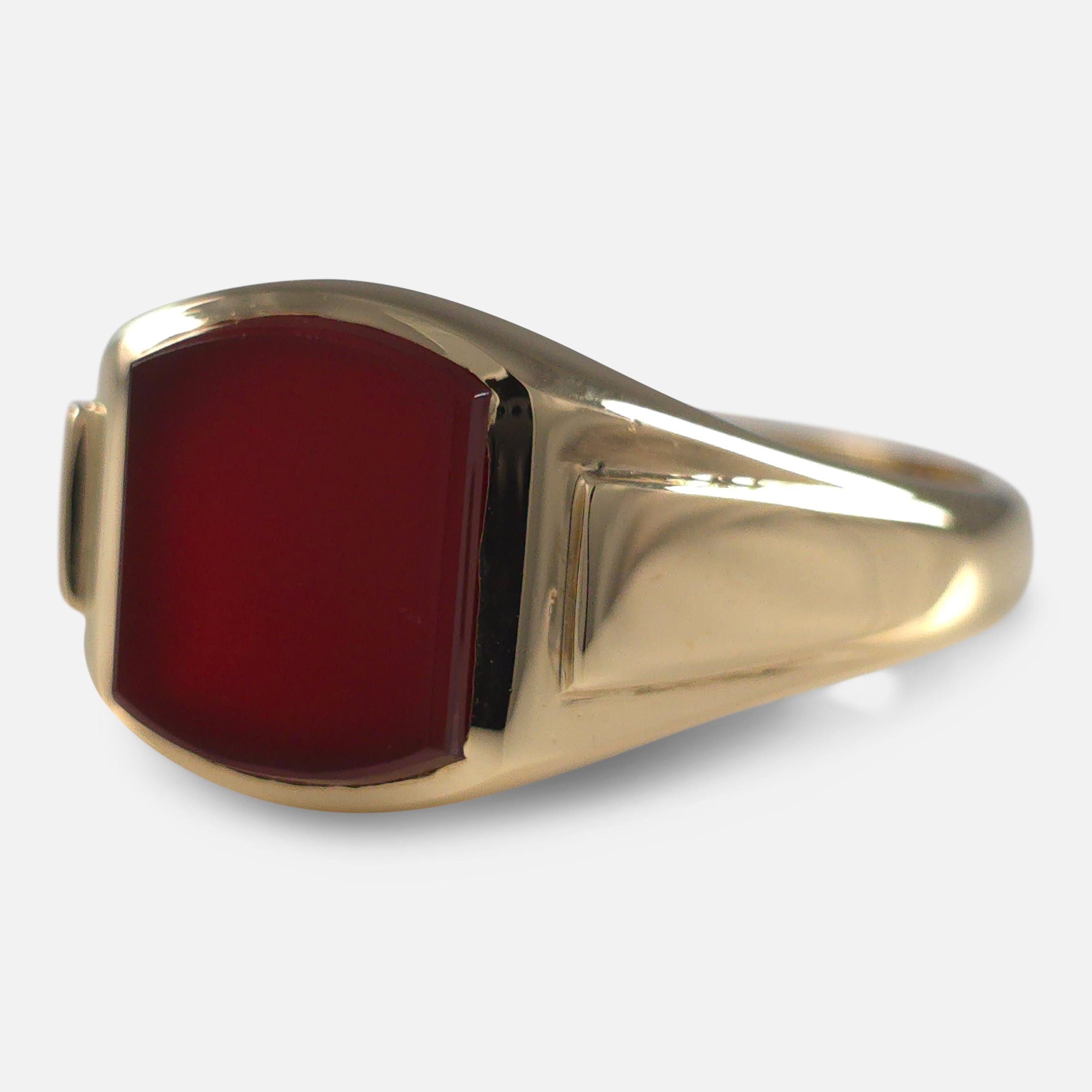18ct Gold Carnelian Signet Ring, 1958 For Sale 4