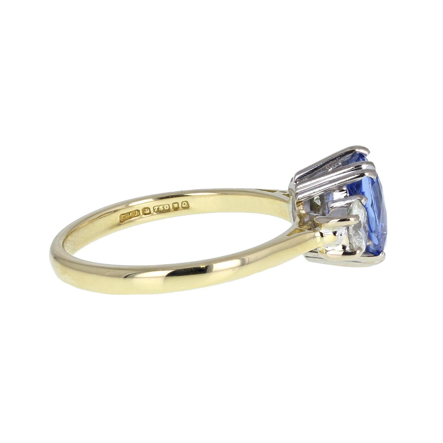 Modern 18 Carat Gold Ceylon Sapphire Diamond Three-Stone Engagement Ring For Sale