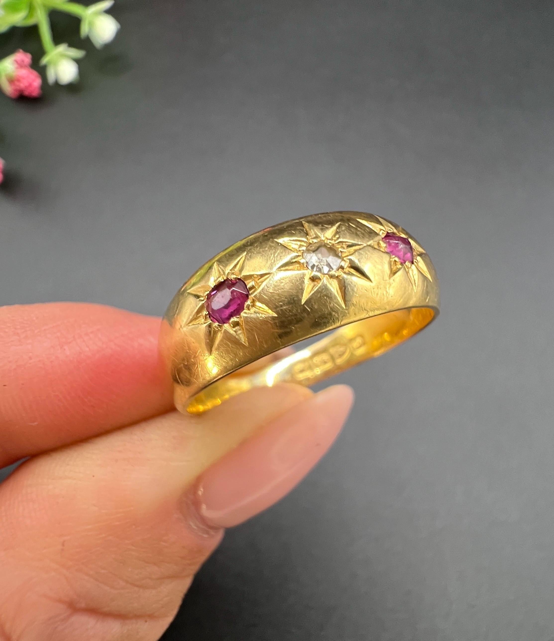 18ct Gold Edwardian Ruby & Diamond Star Set 3 Stone Ring Hallmarked Chester 1904 For Sale 5