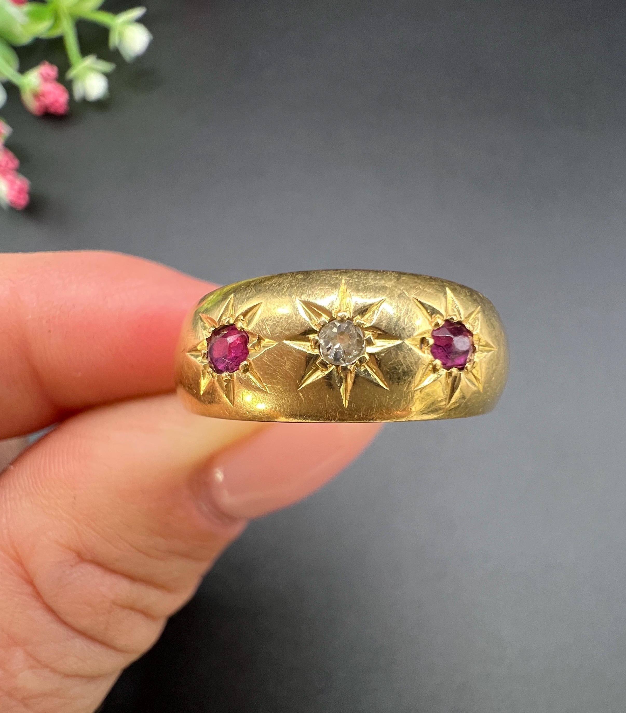 18ct Gold Edwardian Ruby & Diamond Star Set 3 Stone Ring Hallmarked Chester 1904 For Sale 6