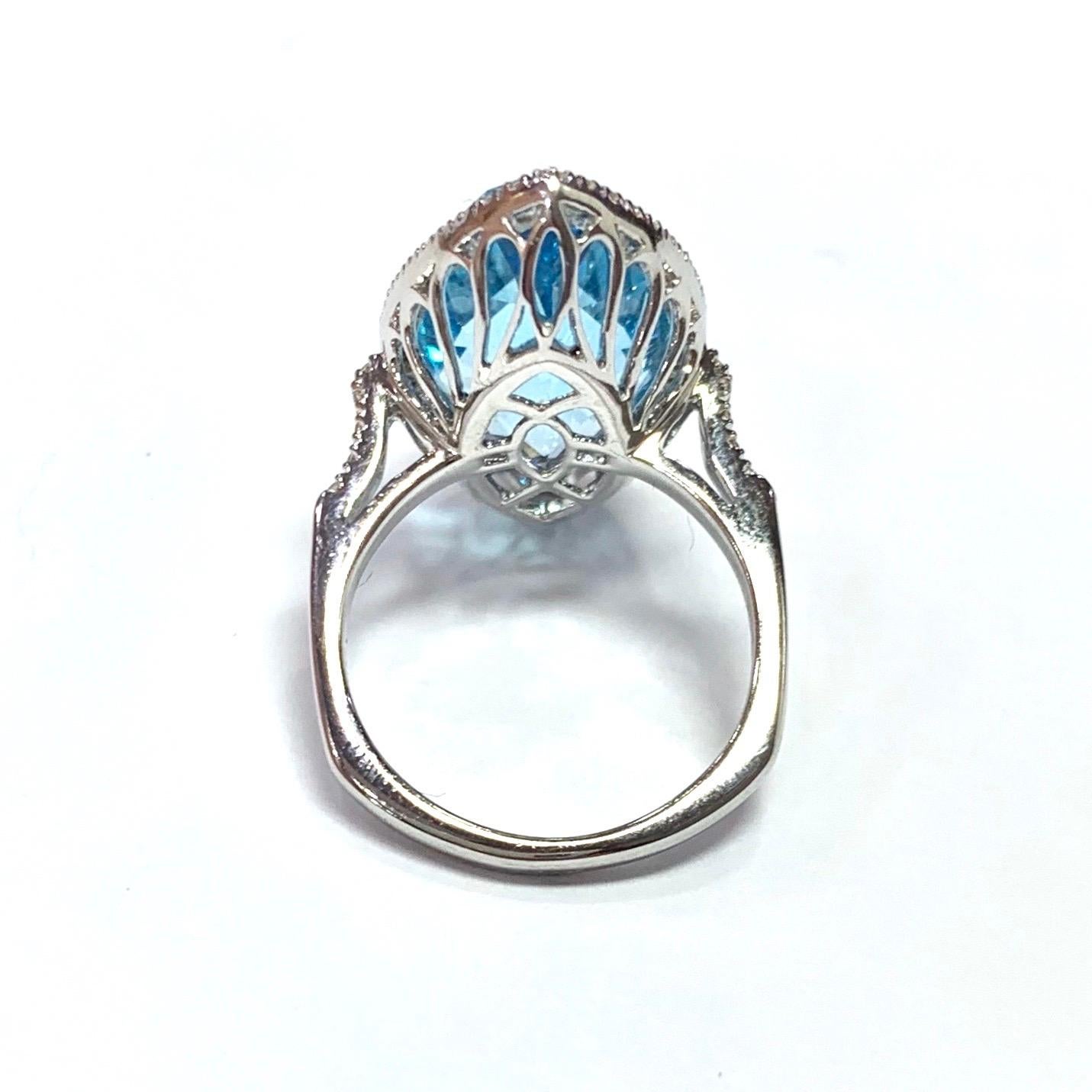 18 Carat Gold Edwardian Style Marquise Shape Blue Topaz and Diamond Cluster Ring In New Condition In Oxted, Surrey