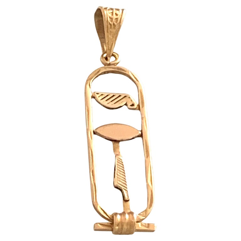 18ct 750 Gold Egyptian Cartouche Pendant For Sale at 1stDibs