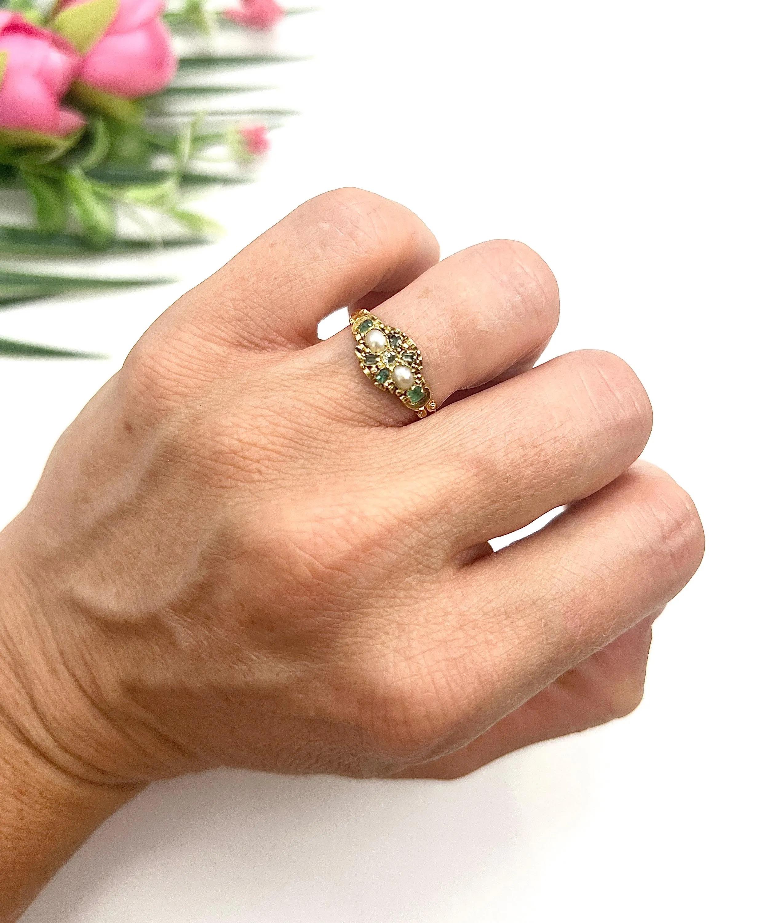 18ct Gold, Smaragd, Perle & Diamant Cluster Ring, gestempelt Birmingham 1914 im Zustand „Gut“ im Angebot in Brighton, GB