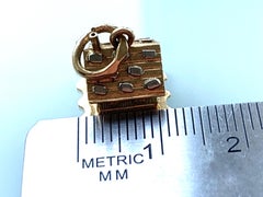 18ct Gold Enamel Opening House Charm