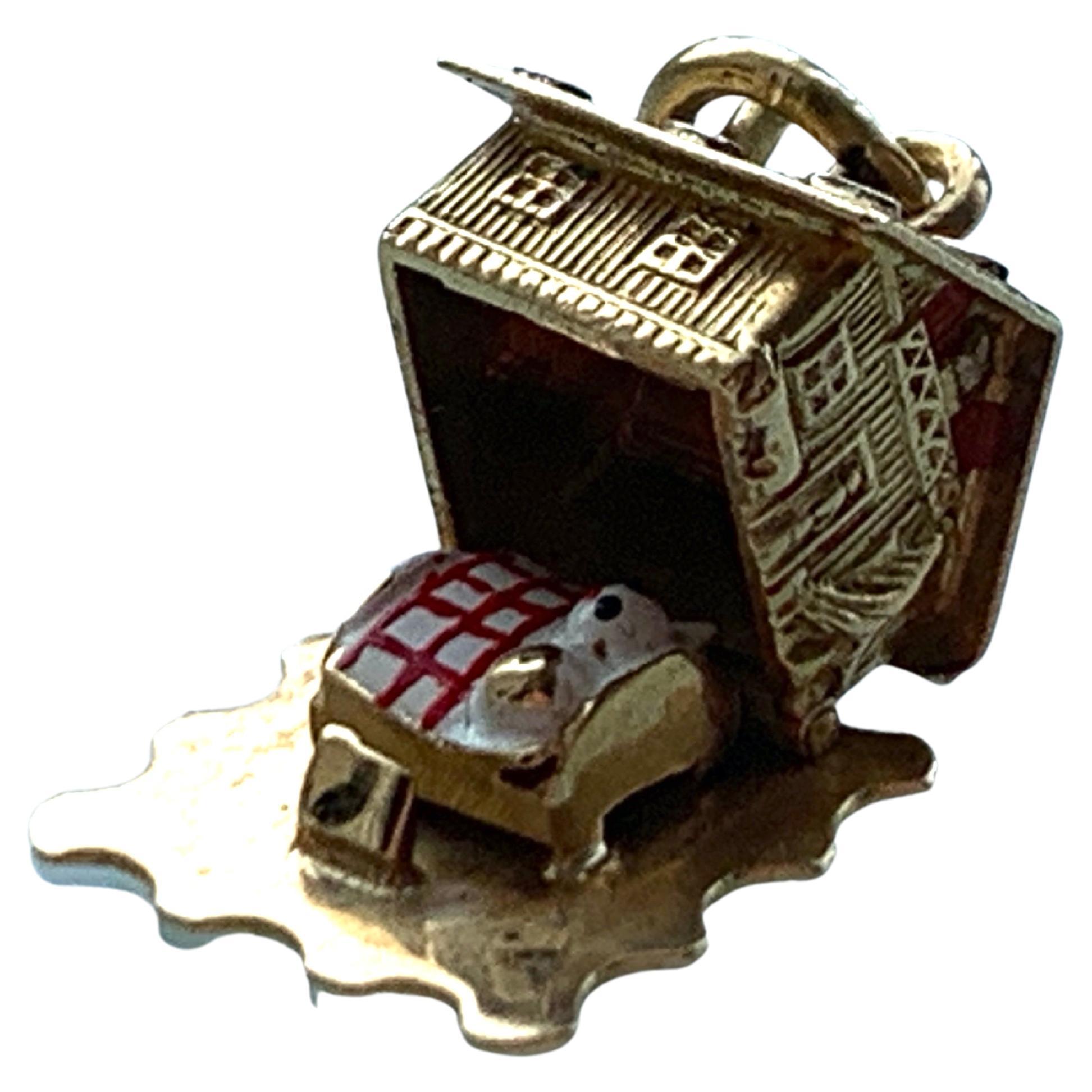 18ct Gold Enamel Opening House Charm For Sale