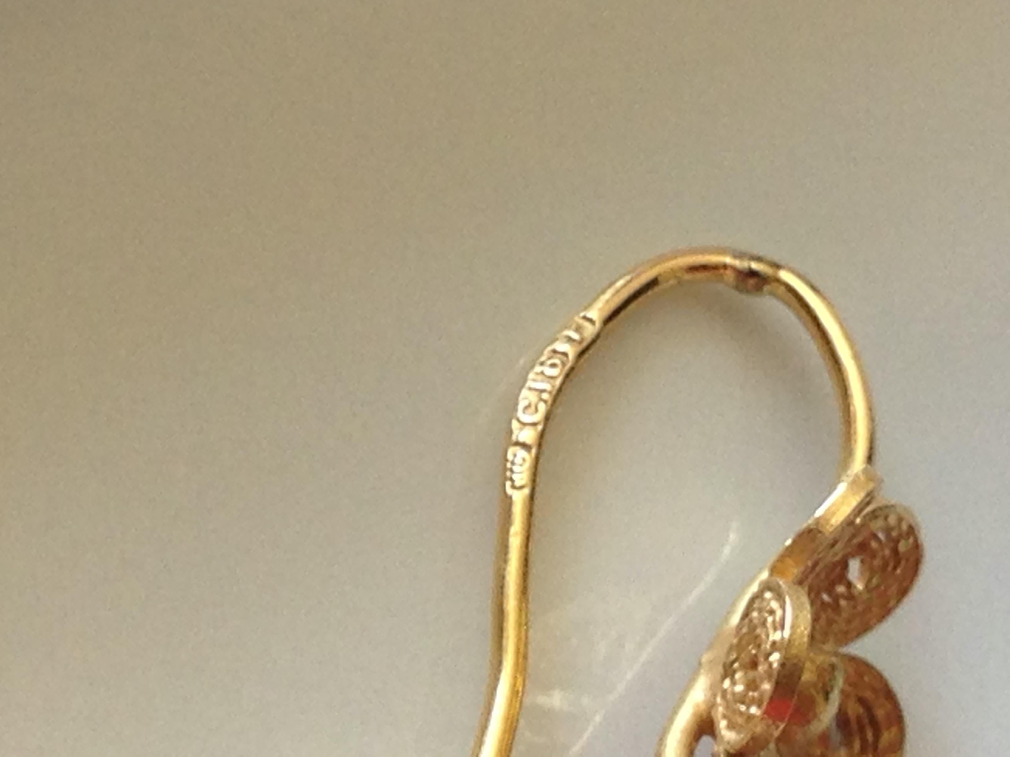 Boucles d'oreilles européennes vintage filigranes en or 18 carats en vente 2
