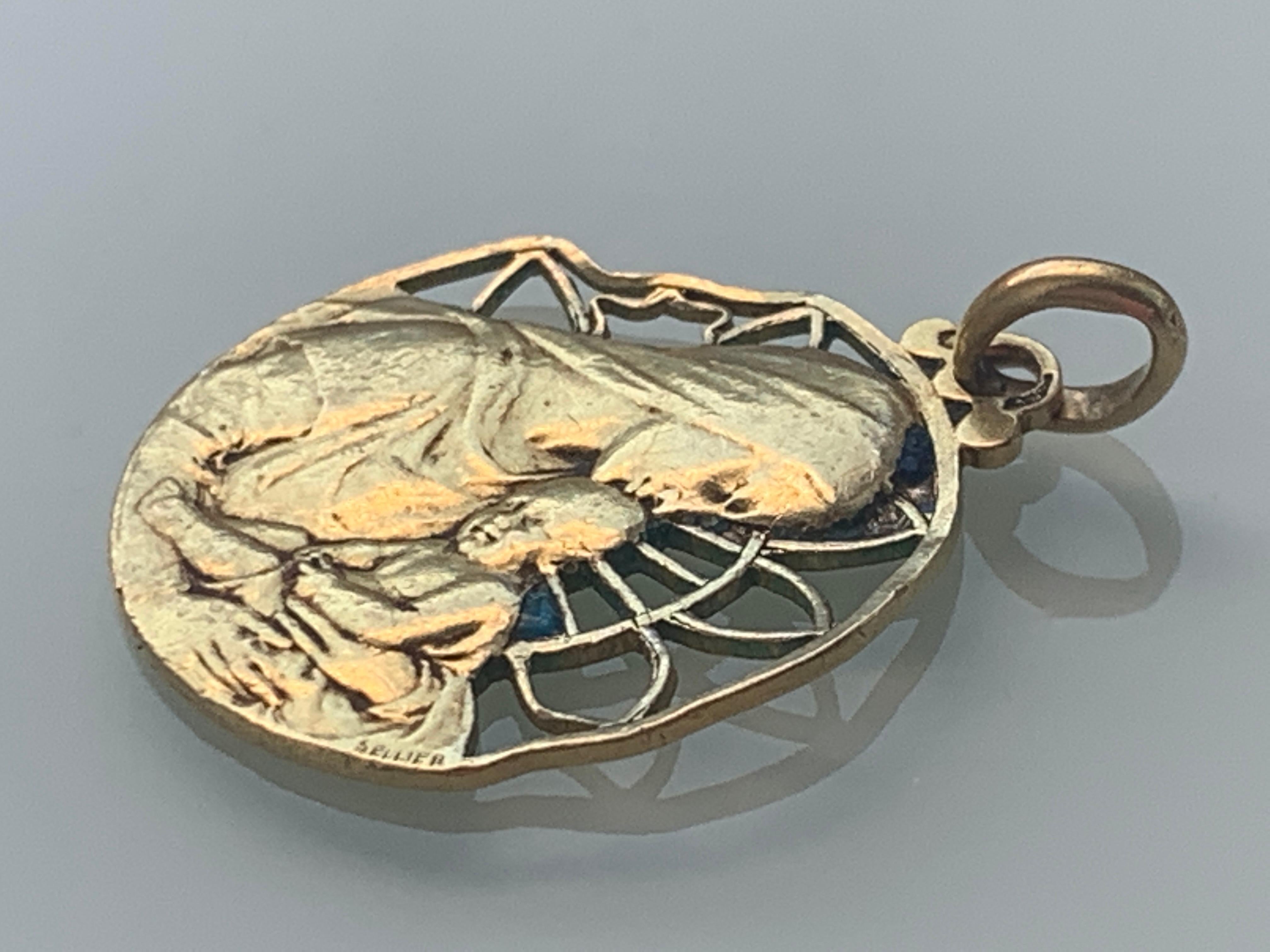 Antique 18ct Gold French Pendant by Selllier In Fair Condition For Sale In London, GB