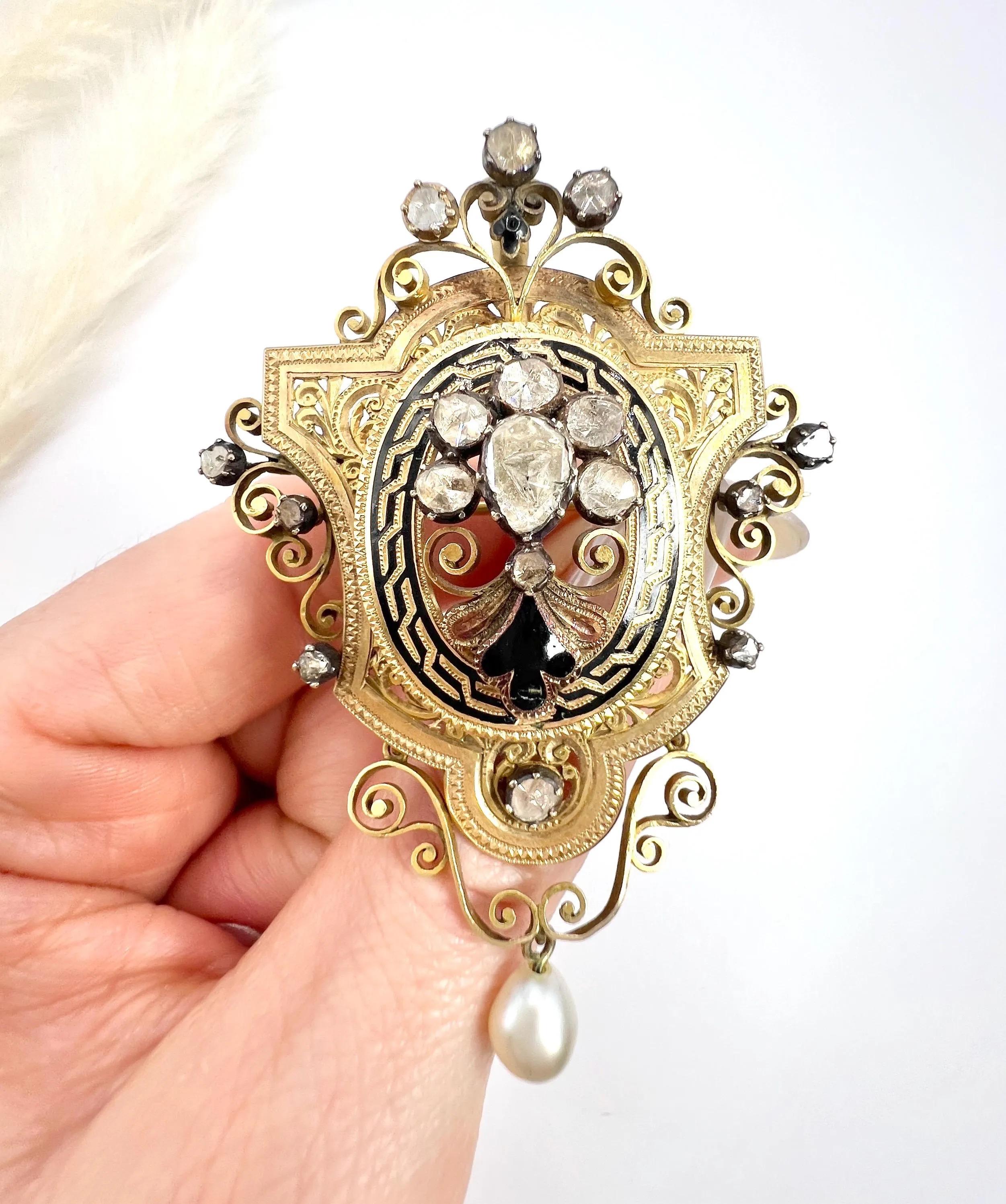 18ct Gold French Early Victorian Rose Cut Diamond, Enamel & Pearl Brooch/Pendent For Sale 4