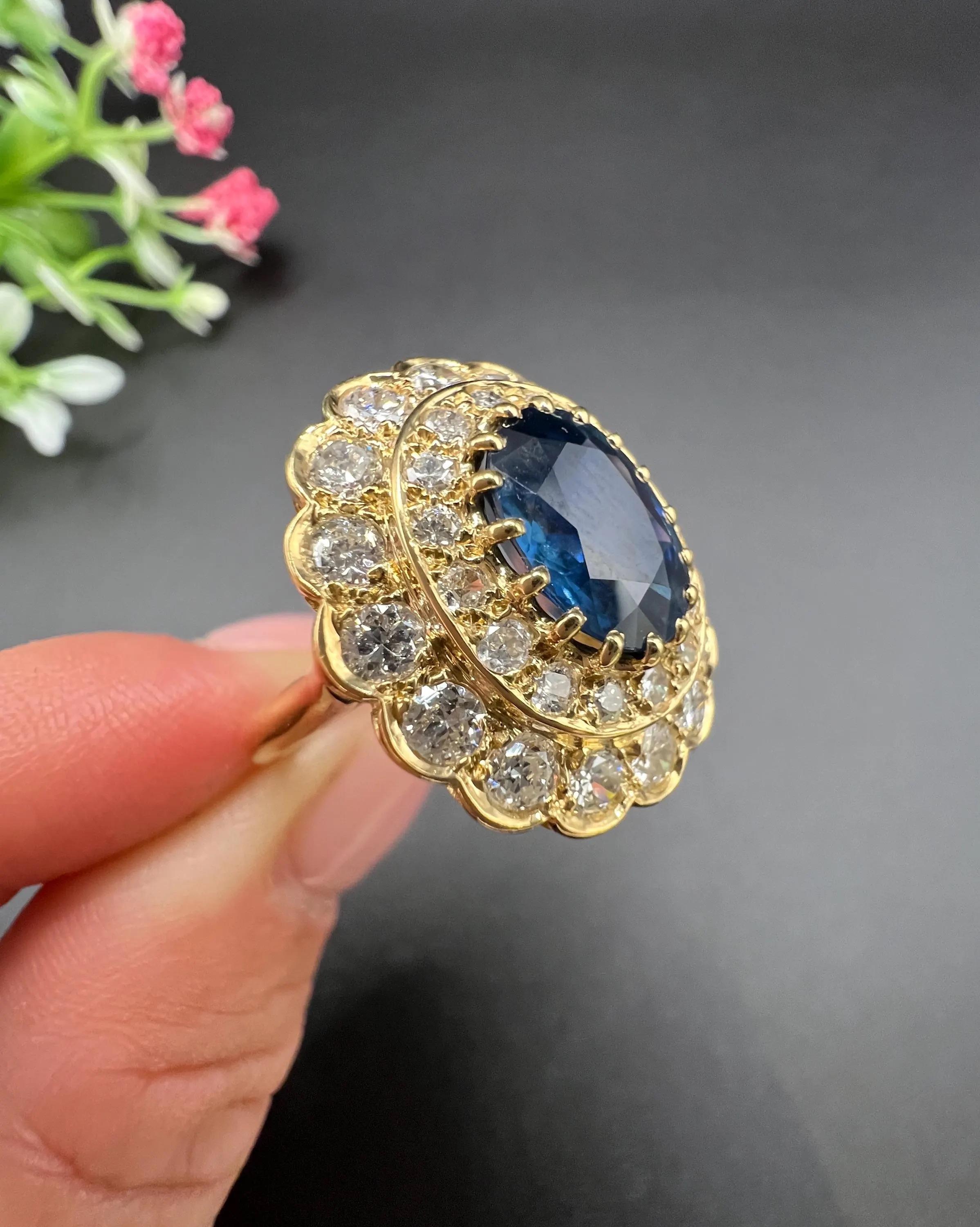 18ct Gold French Hallmarked, 1980s 2 Carat Sapphire & 2.5 Carat Diamond Ring For Sale 5