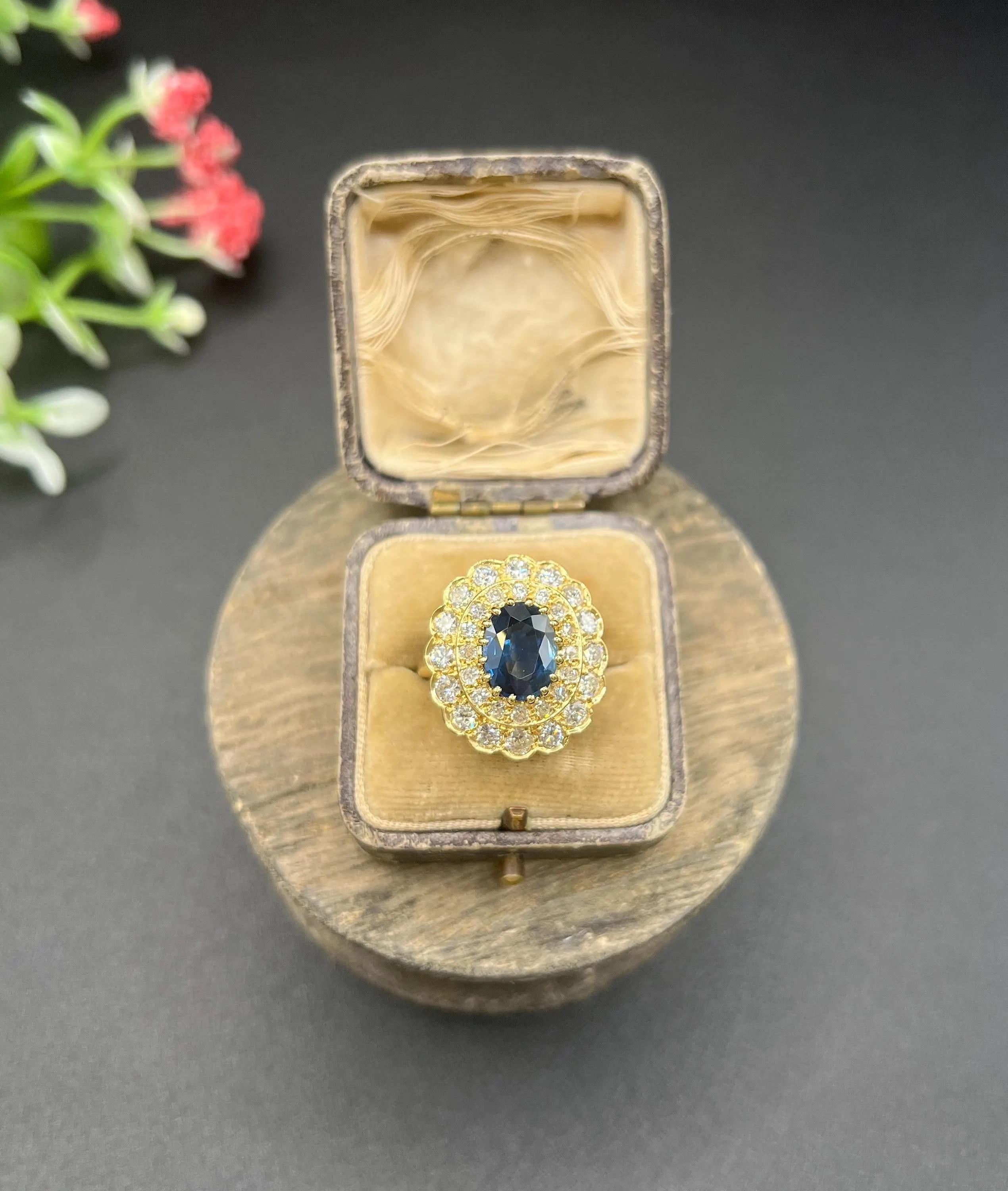 Women's or Men's 18ct Gold French Hallmarked, 1980s 2 Carat Sapphire & 2.5 Carat Diamond Ring For Sale