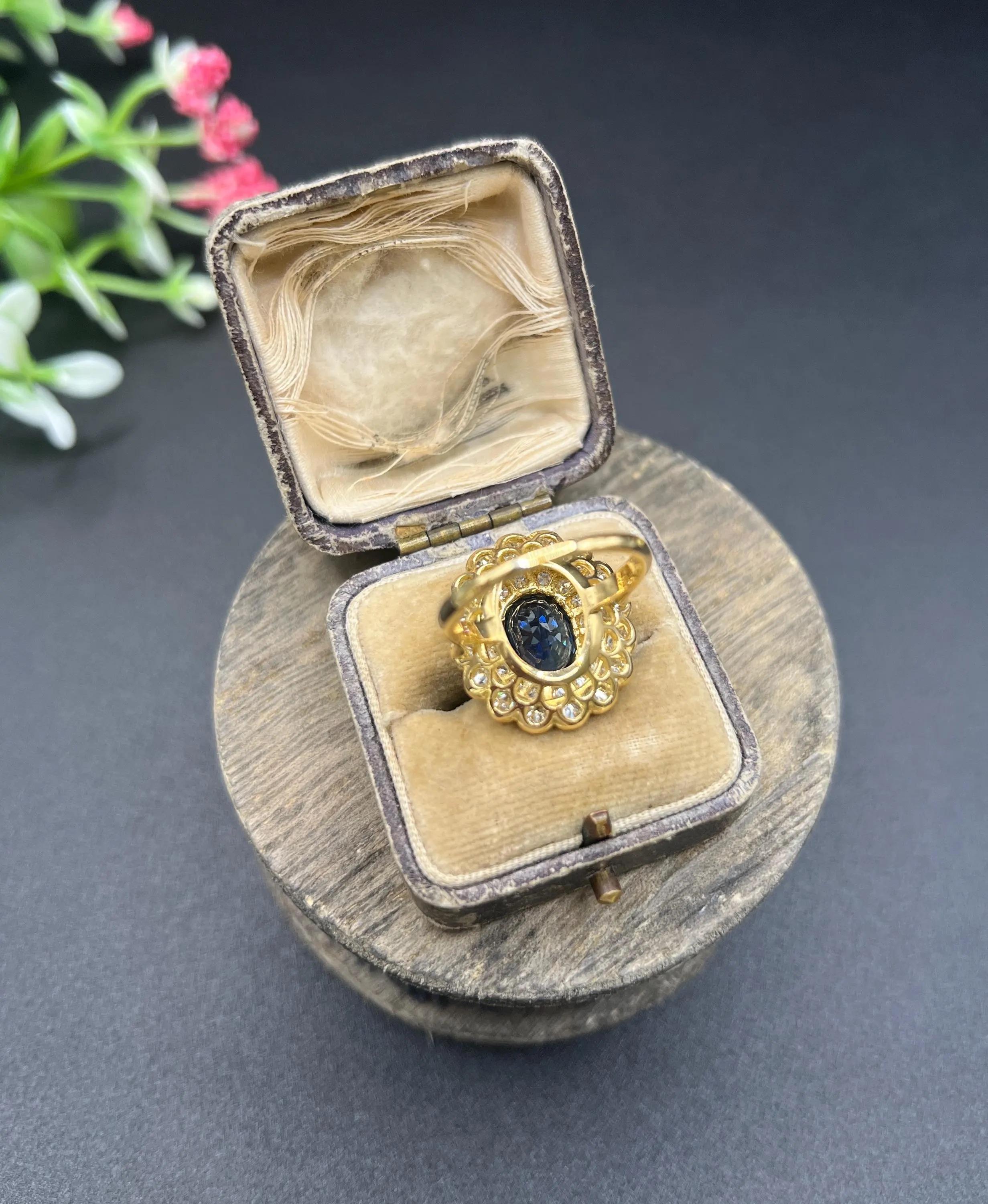 18ct Gold French Hallmarked, 1980s 2 Carat Sapphire & 2.5 Carat Diamond Ring For Sale 3