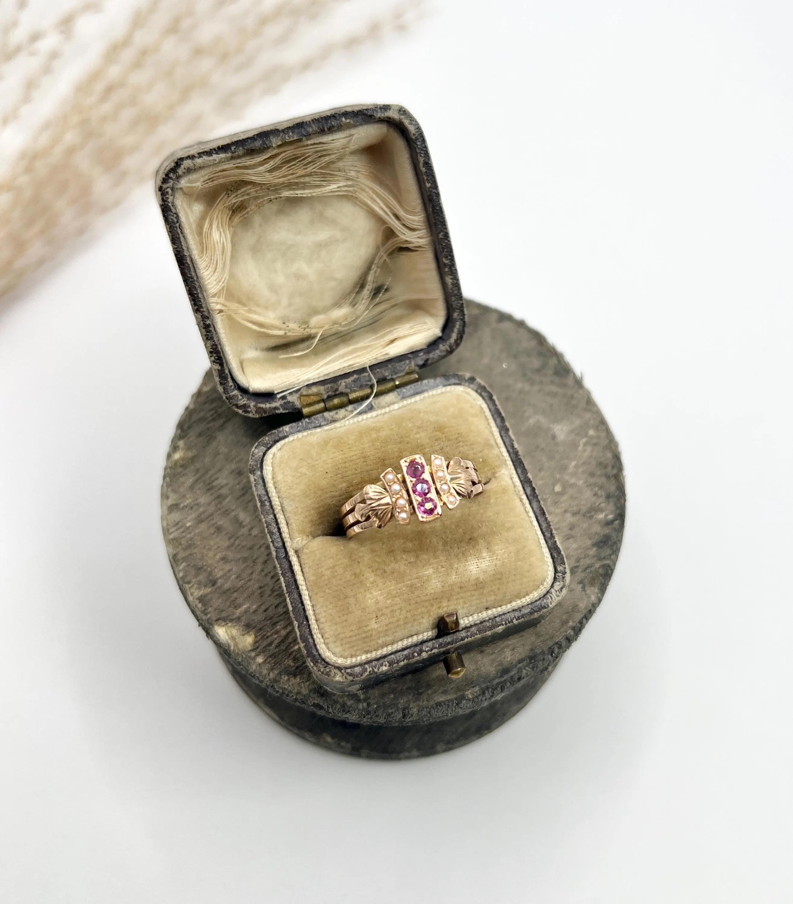18ct Gold French Hallmarked, Edwardian Ruby & Pearl Ring with Feather shoulders For Sale 5