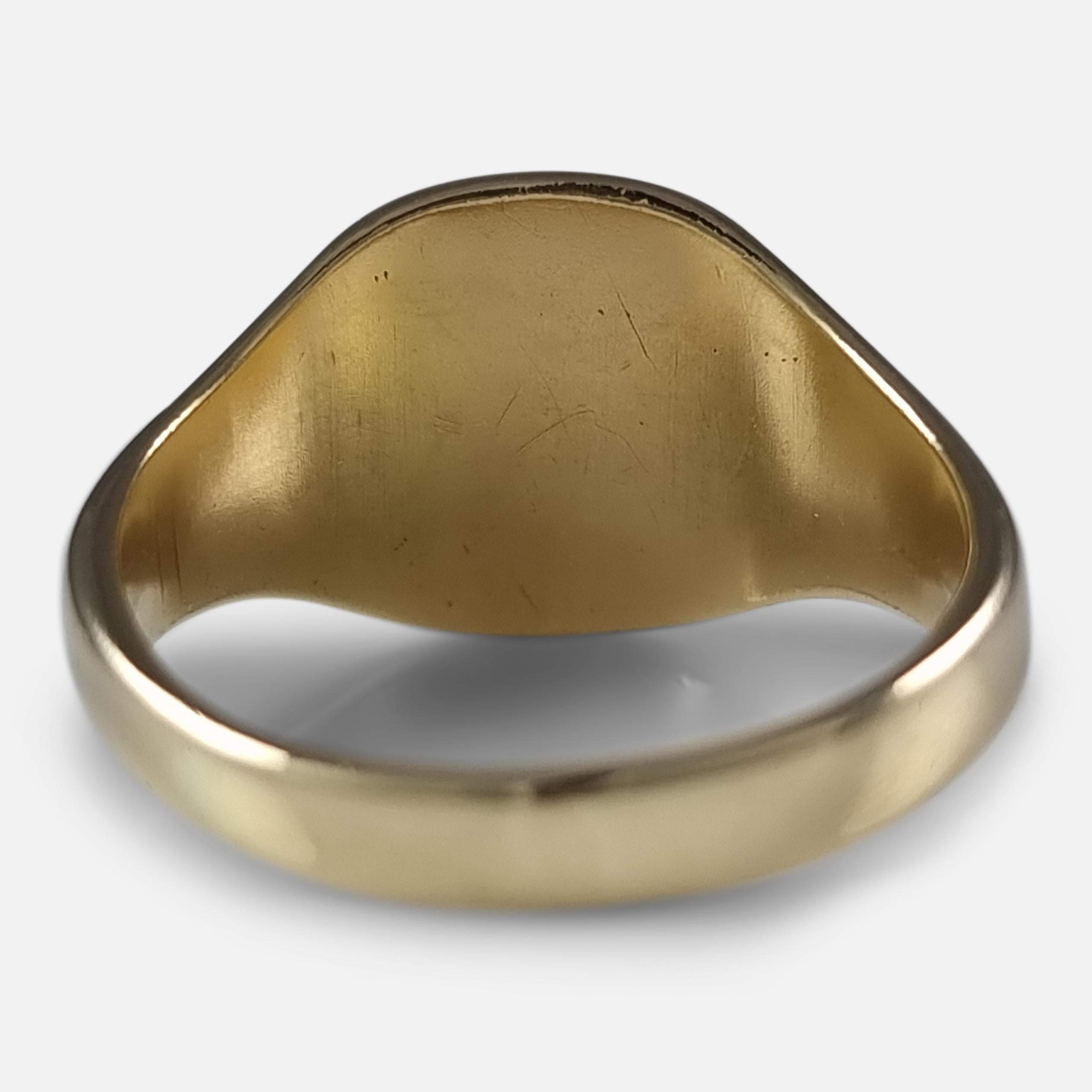 18ct Gold Intaglio Signet Ring, 1964 In Good Condition For Sale In Glasgow, GB