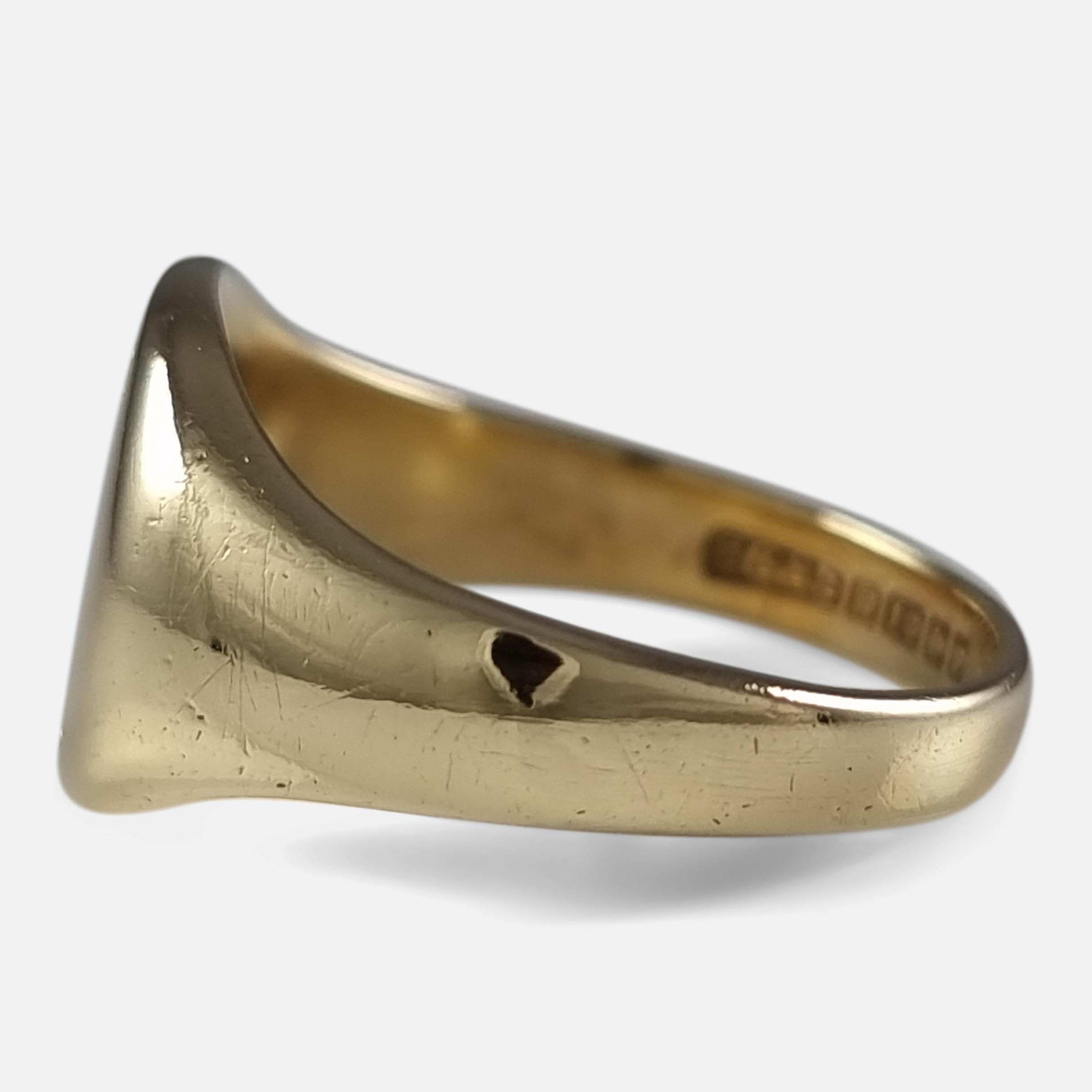 18ct Gold Intaglio Signet Ring, 1964 For Sale 1