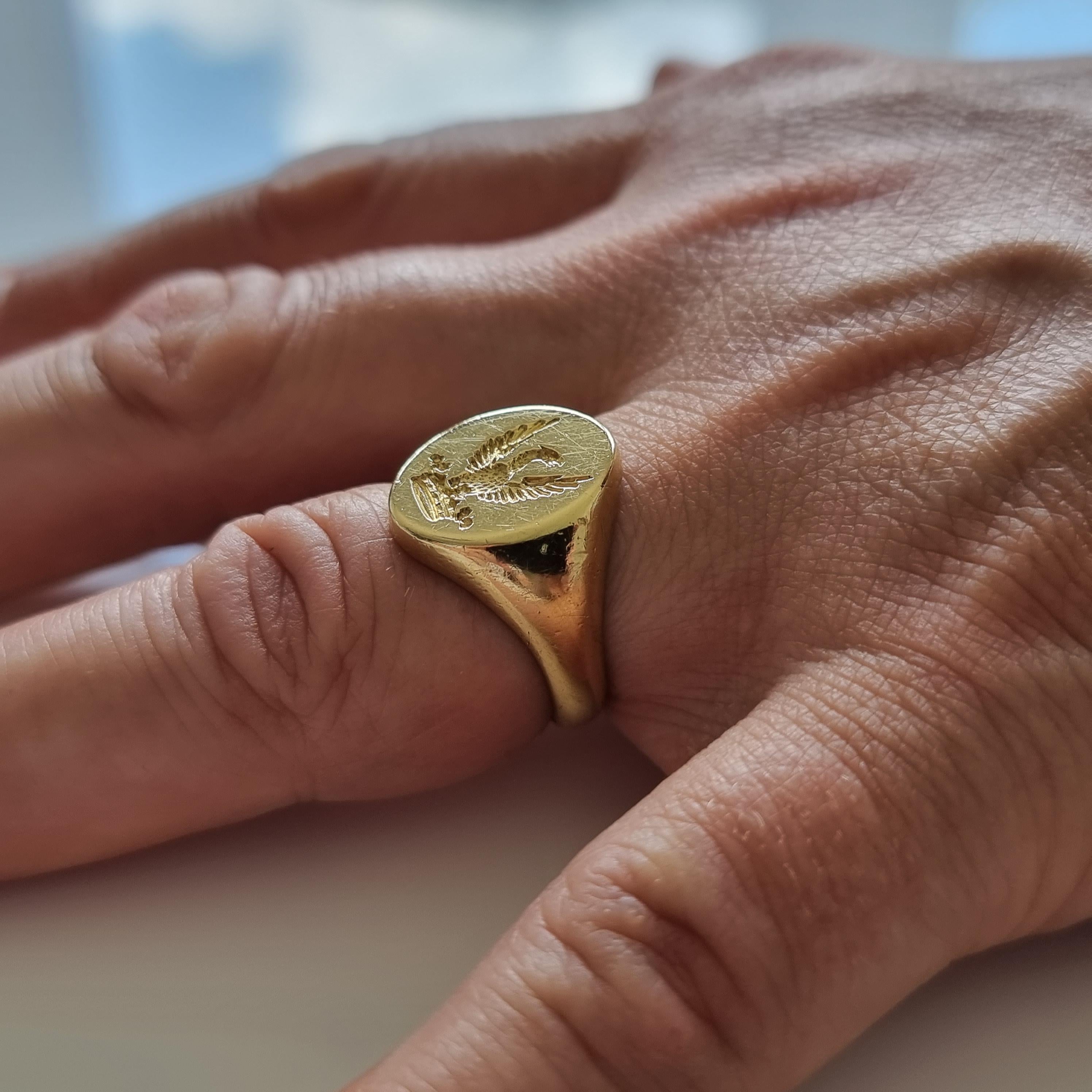 18ct Gold Intaglio Signet Ring, Charles Green & Son, 1988 6