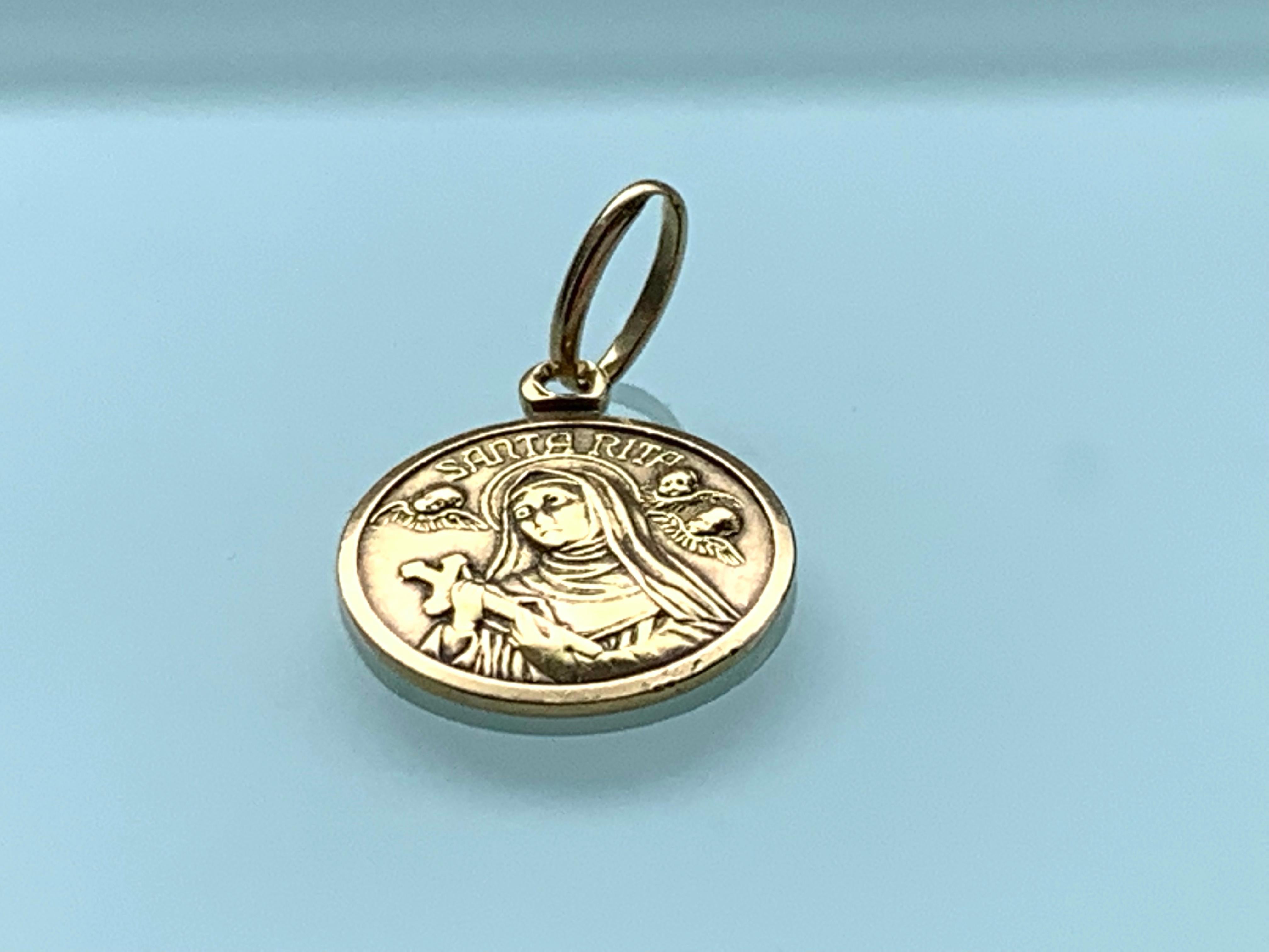 18ct Gold Italian Santa Rita Pendant In Good Condition In London, GB