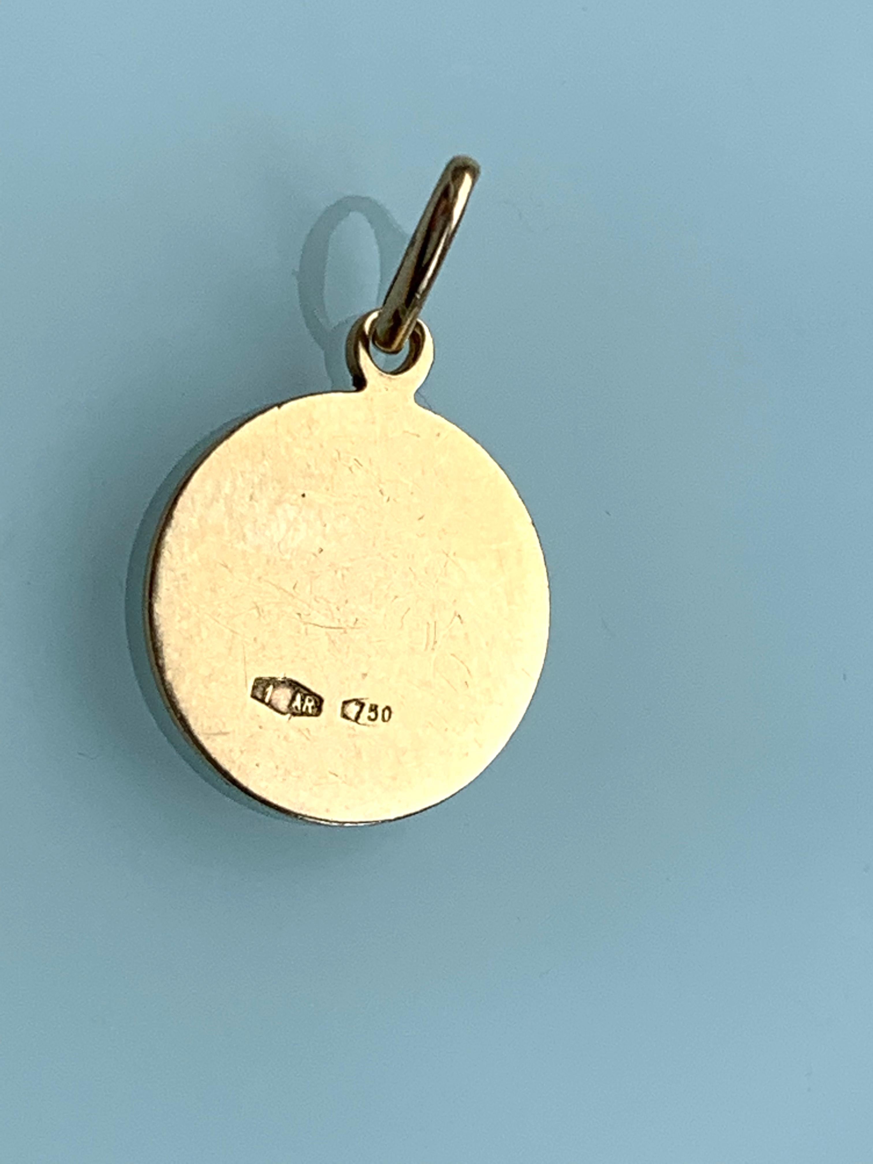 18ct Gold Italian Santa Rita Pendant 1