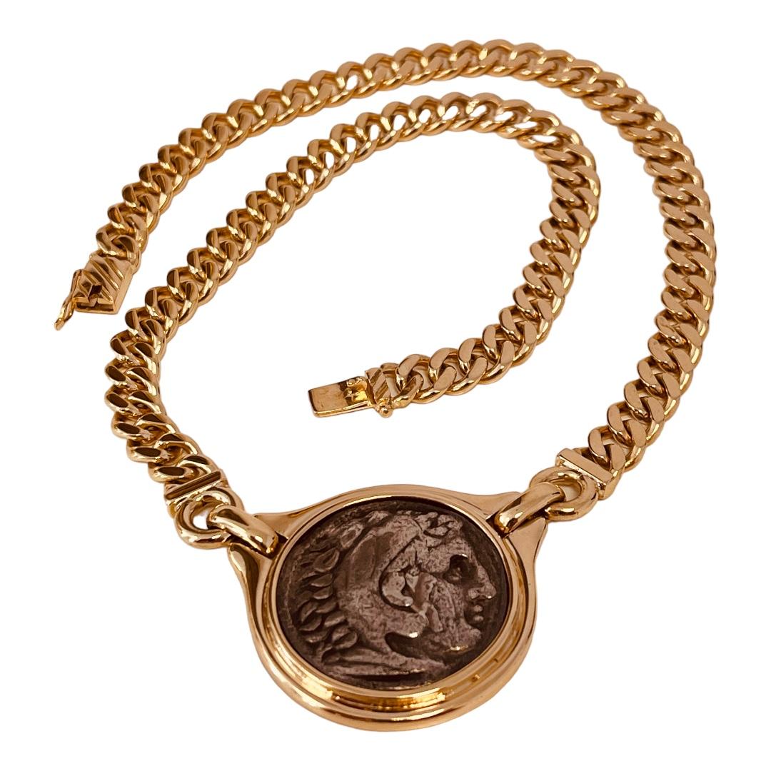 18ct Gold Link Necklace Centring A Reproduction Of An Antique Greek Silver Coin For Sale 5