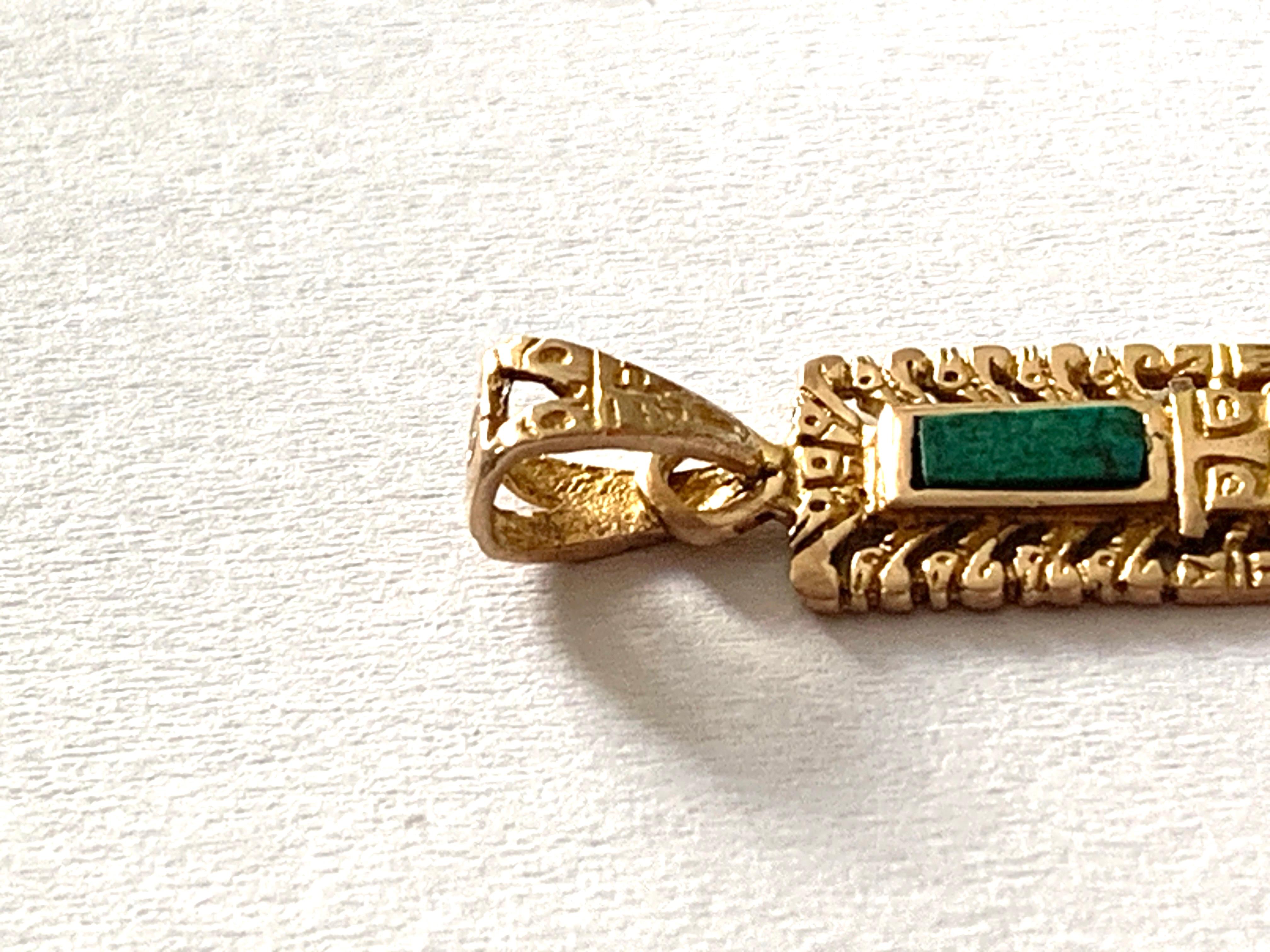 Ciondolo con disegno messicano in oro 18 ct. In condizioni ottime in vendita a London, GB