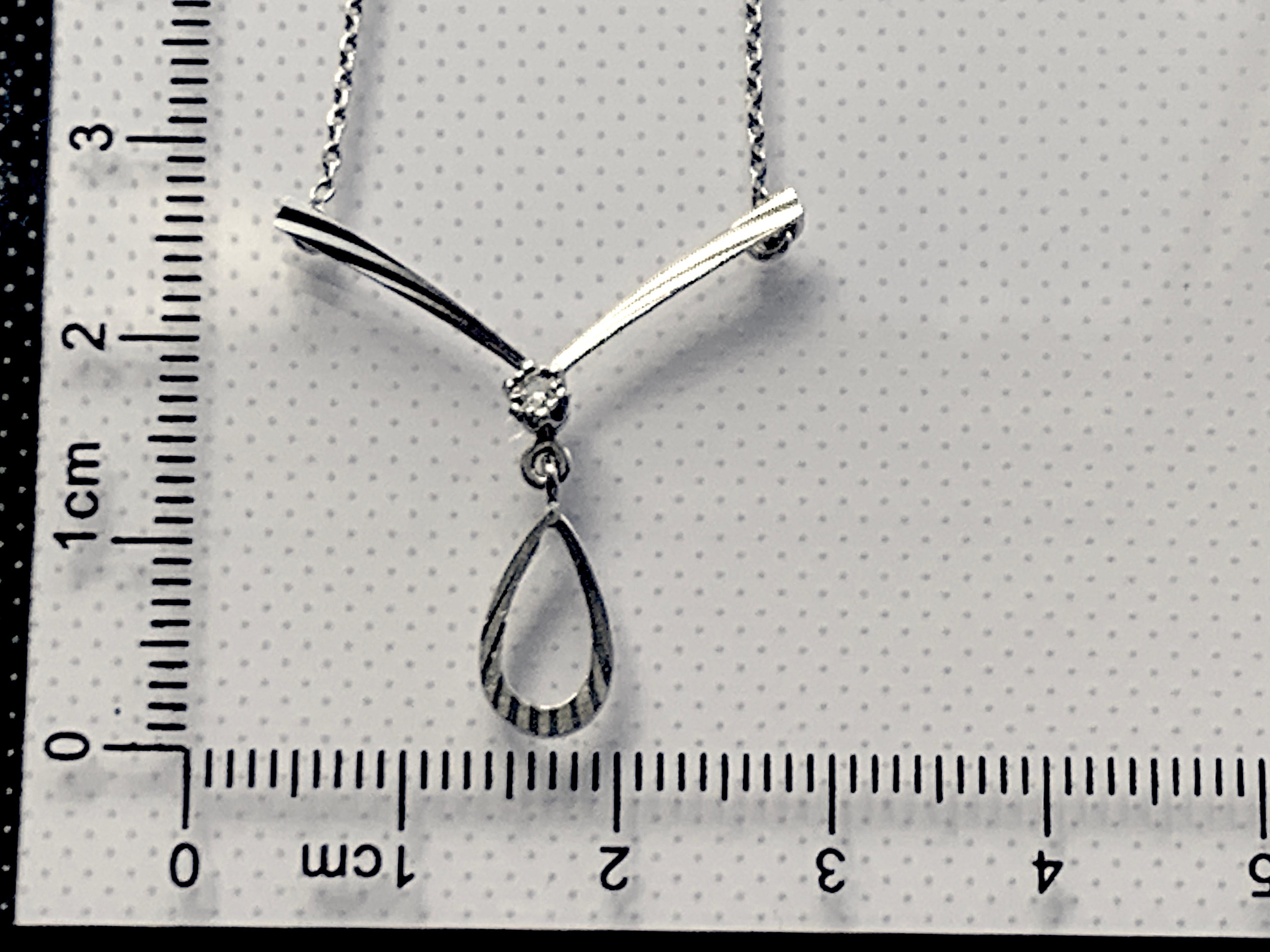 Collier moderne en or 18 carats avec diamants français de 16 pouces, estampillé aigle en vente 9
