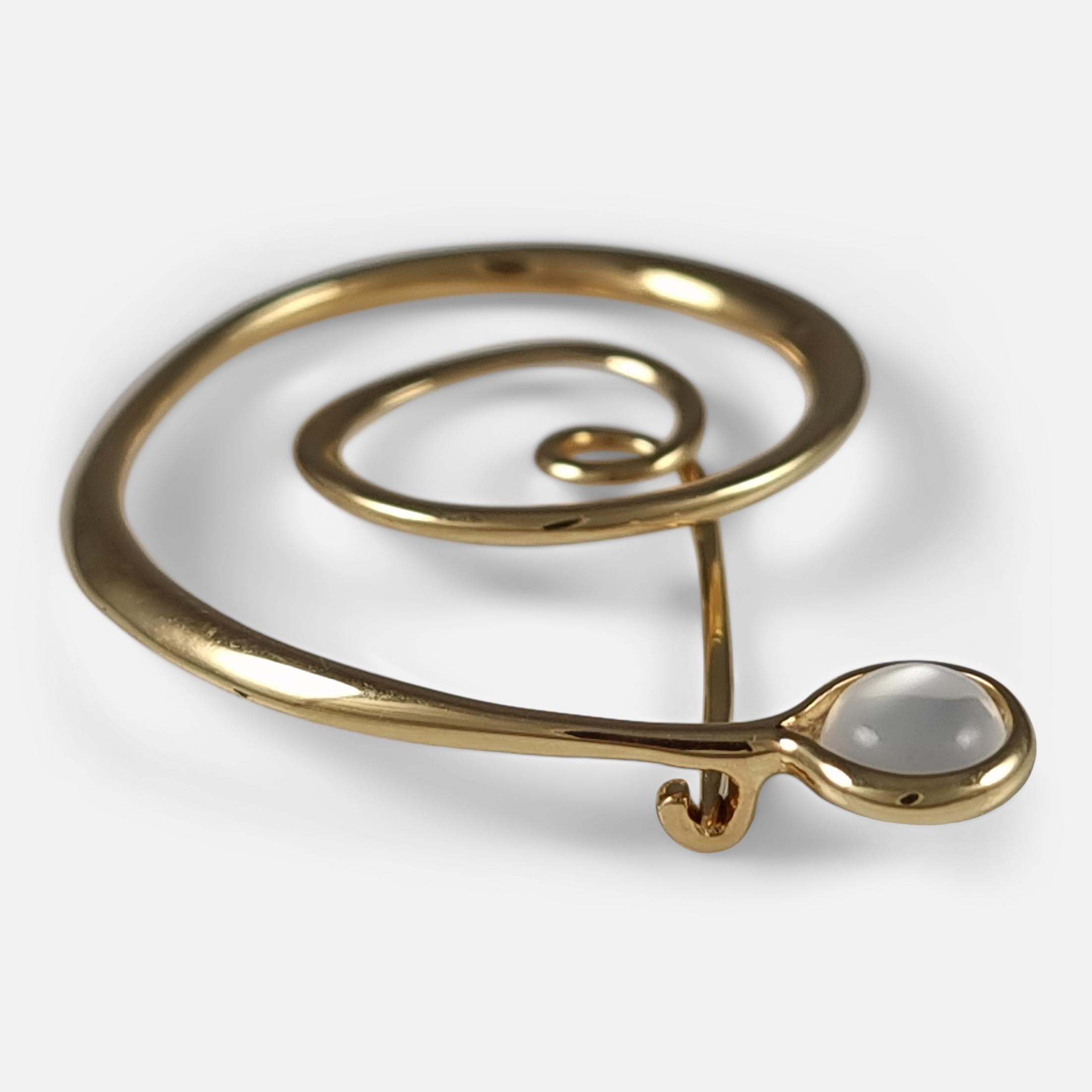 18ct Gold Moonstone Brooch #1427, Torun for Georg Jensen In Good Condition For Sale In Glasgow, GB
