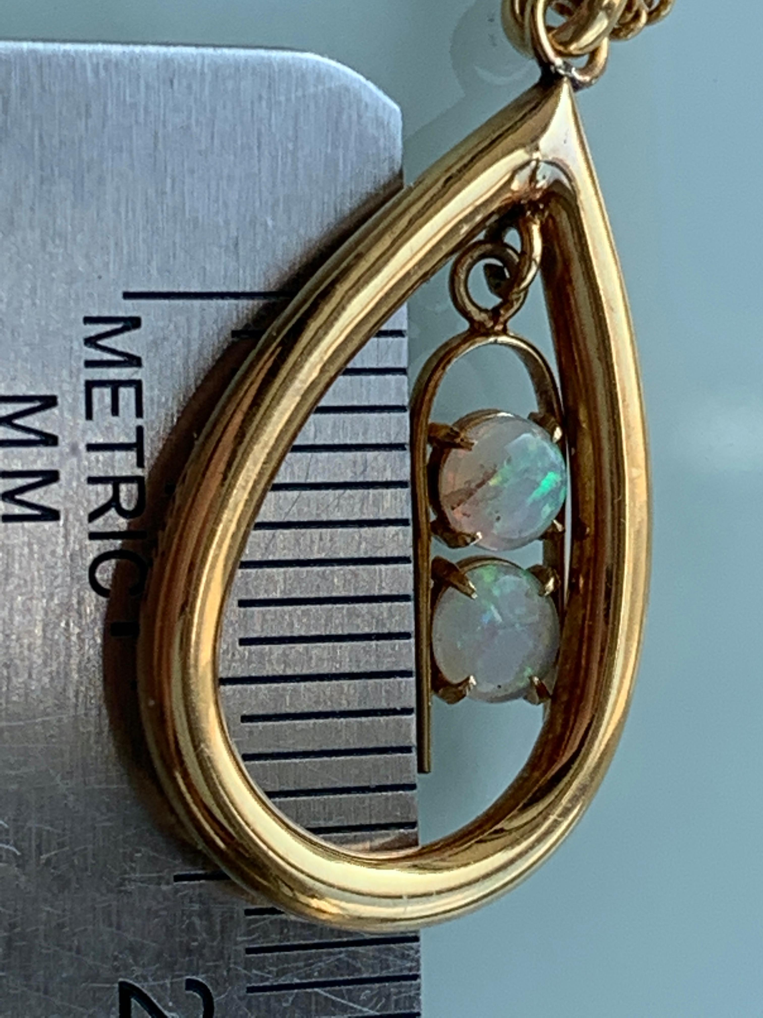 18ct Gold Opal Necklace  For Sale 4