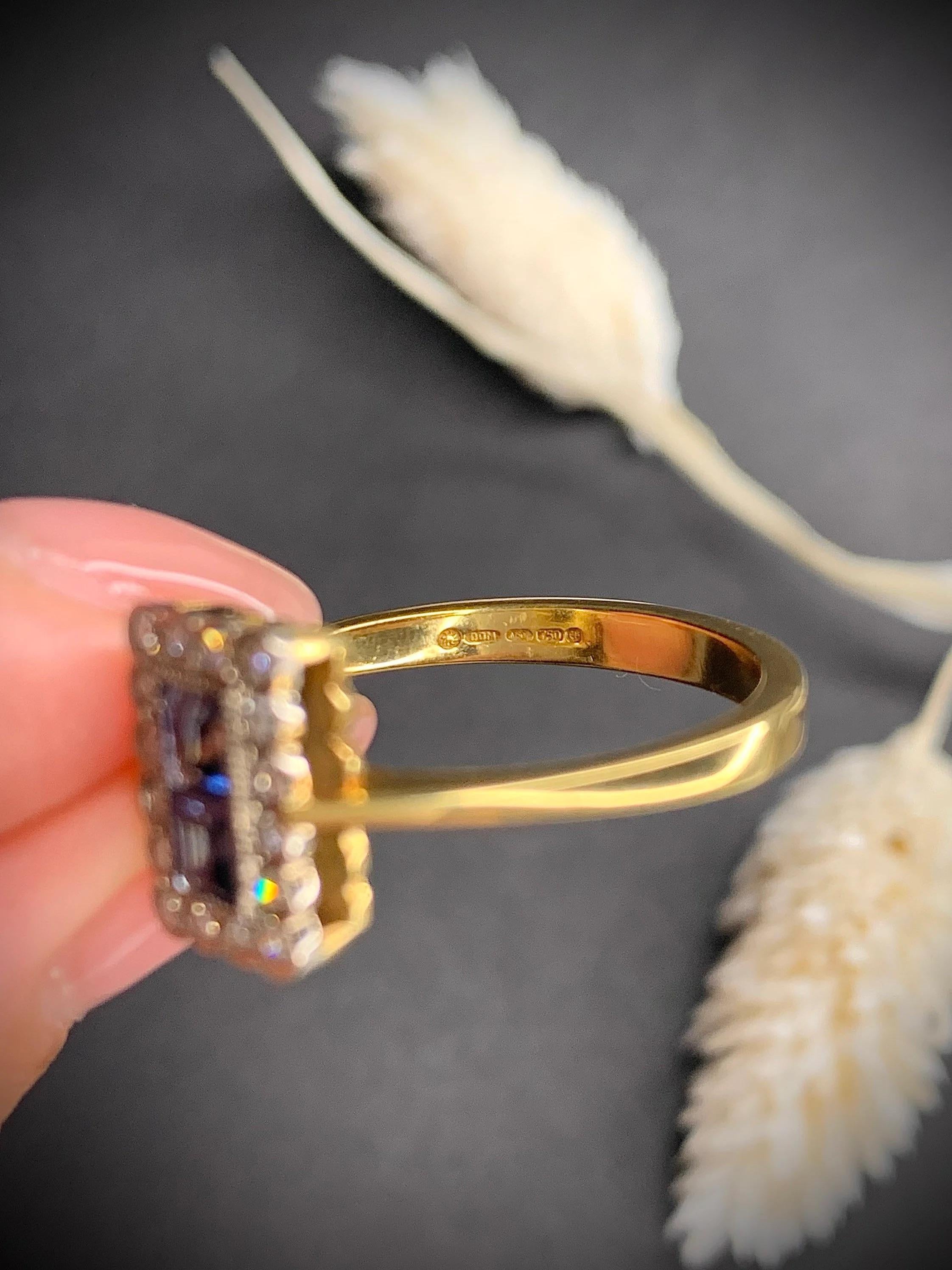 Anello Art Deco originale in oro 18 ct con zaffiri e diamanti in vendita 4