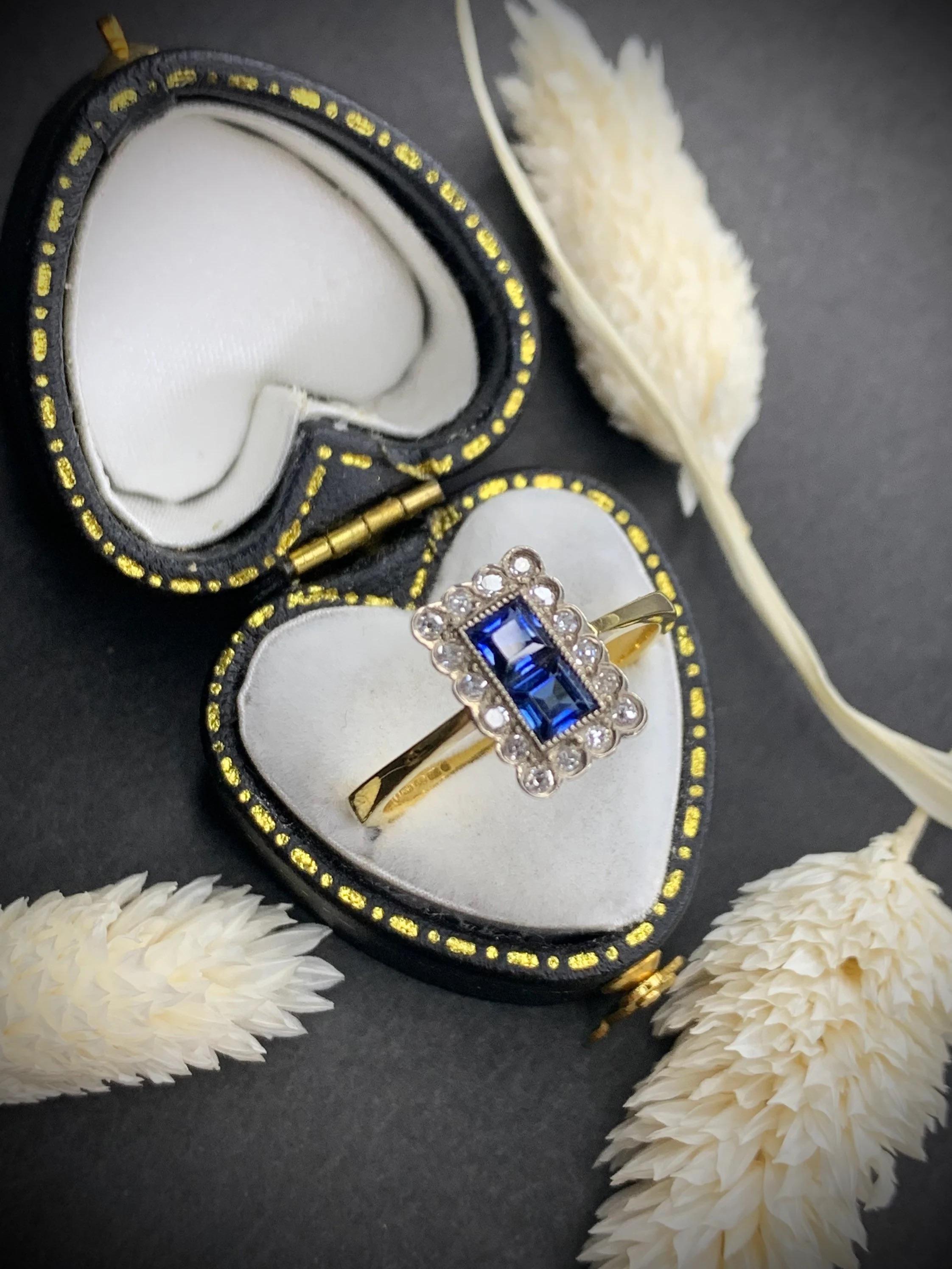 Bague Art déco d'origine en or 18 carats, saphir et diamants en vente 6