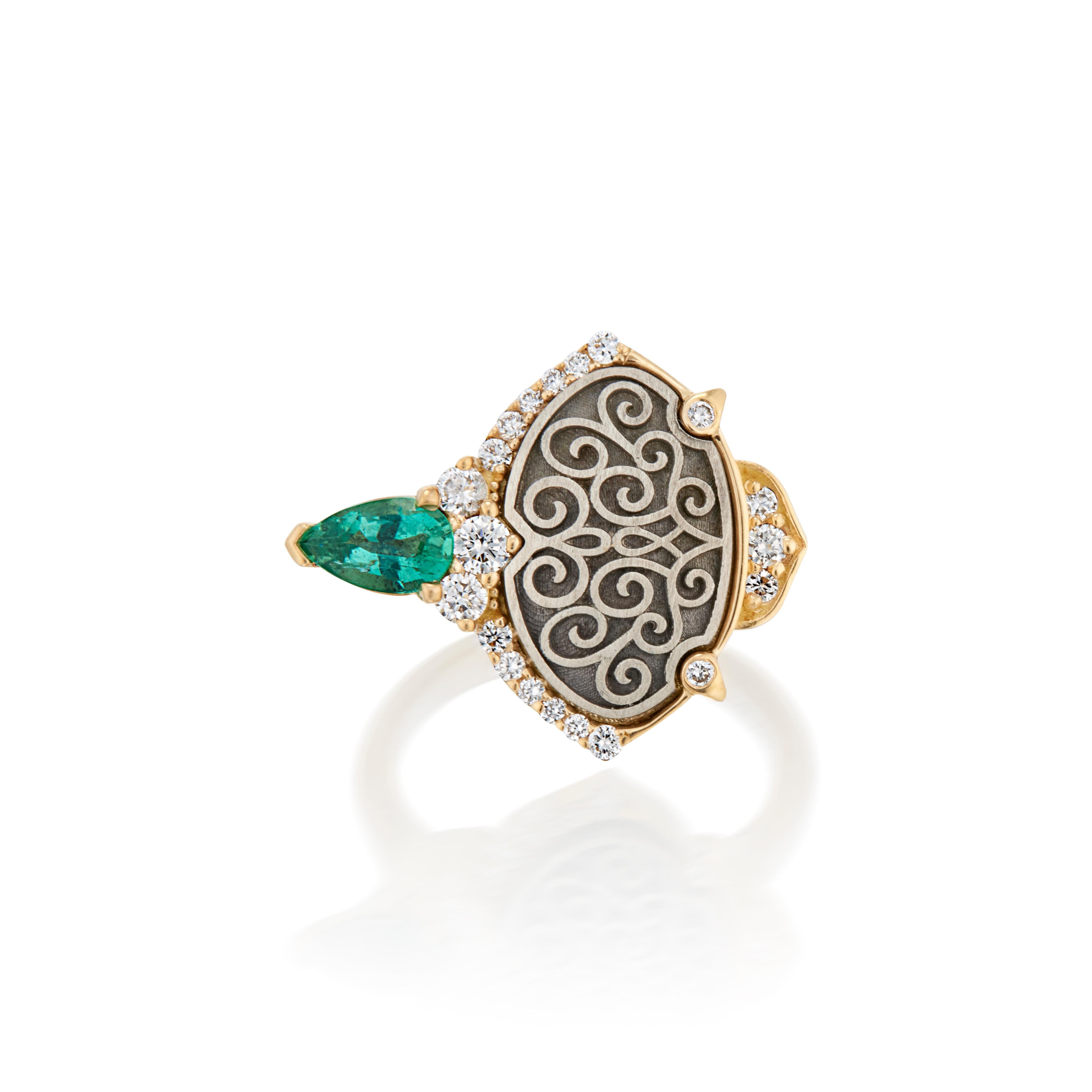 Modern 18ct Gold, Oxidized Silver Diamond & Emerald Dress Ring For Sale