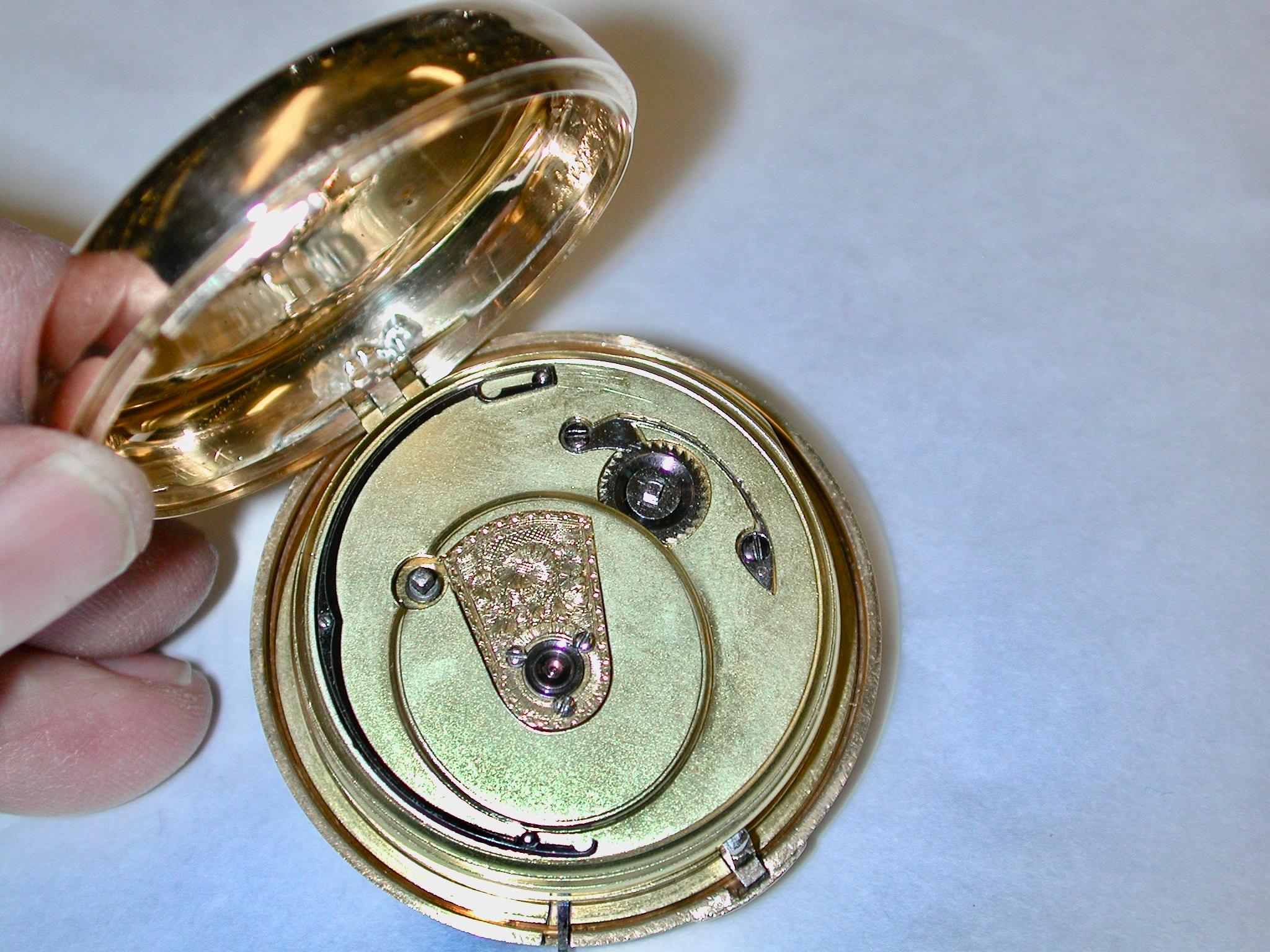 Montre de poche en or 18 carats en forme de paire avec couvercle à cadran tricolore 1822 en vente 1