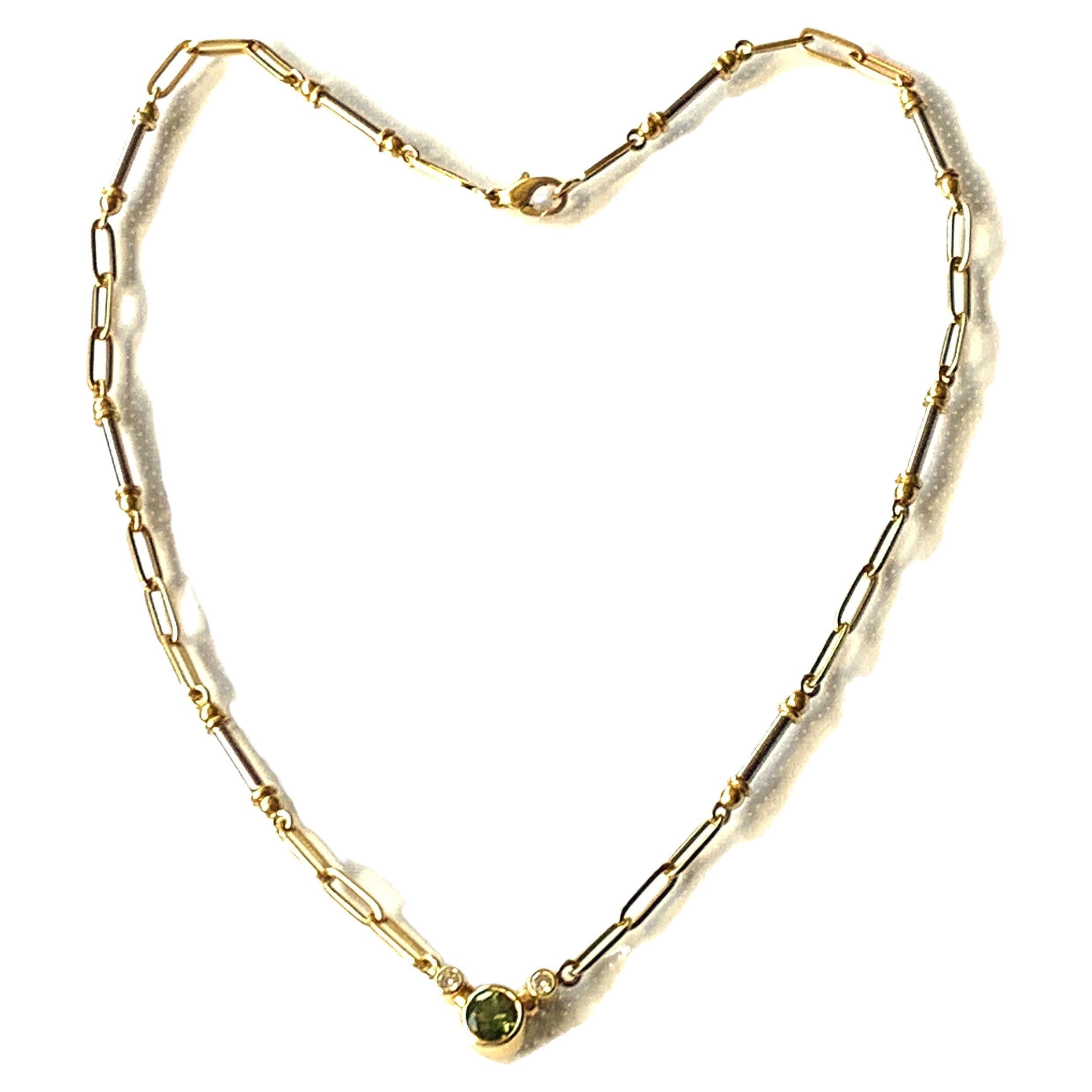 18ct Gold Necklace For Sale