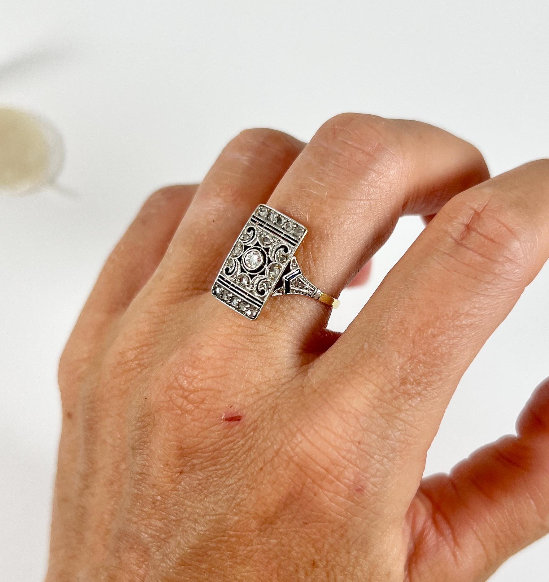 18ct Gold & Platinum 1920s Art Deco Diamond and Sapphire Rectangular Plaque Ring For Sale 5