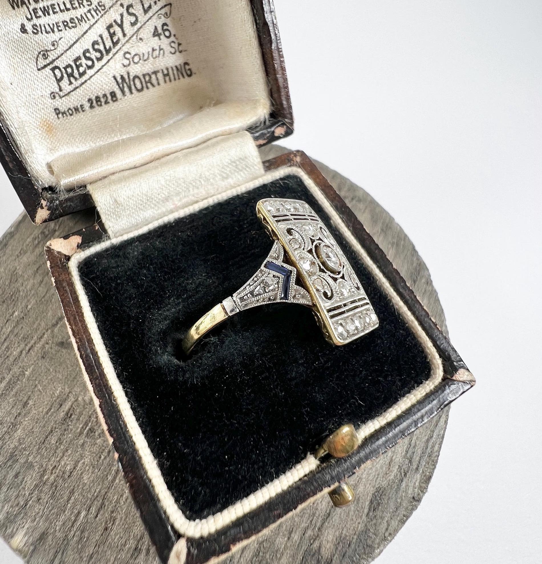 18ct Gold & Platinum 1920s Art Deco Diamond and Sapphire Rectangular Plaque Ring For Sale 4