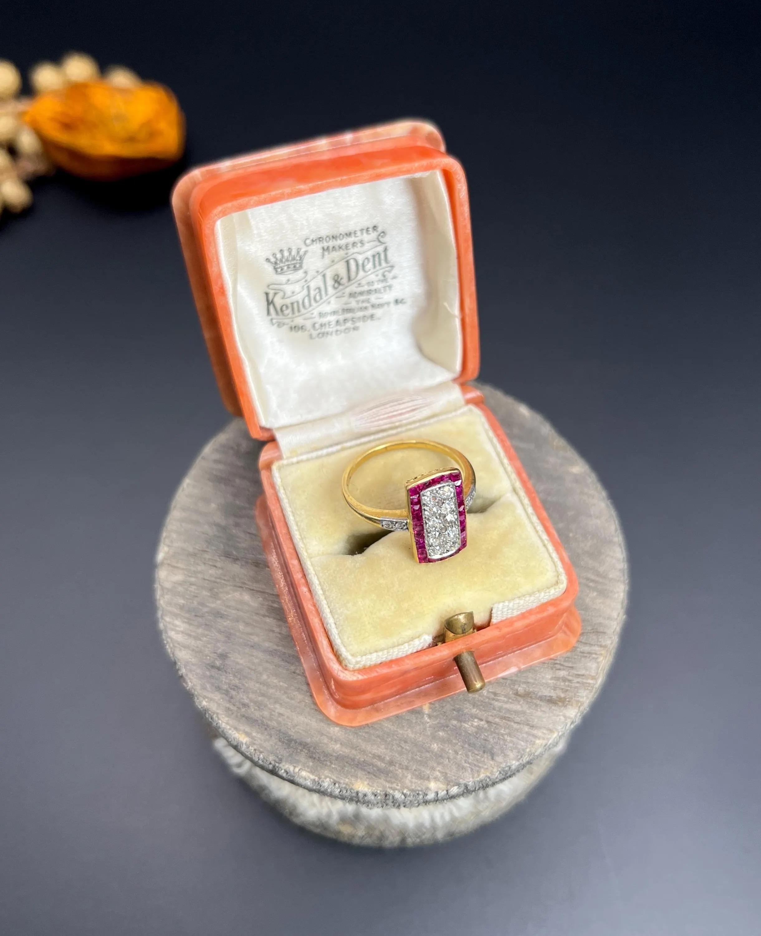 18ct Gold & Platin, 1920er Art Deco Rubin Diamant Rechteckiger Ring im Angebot 1