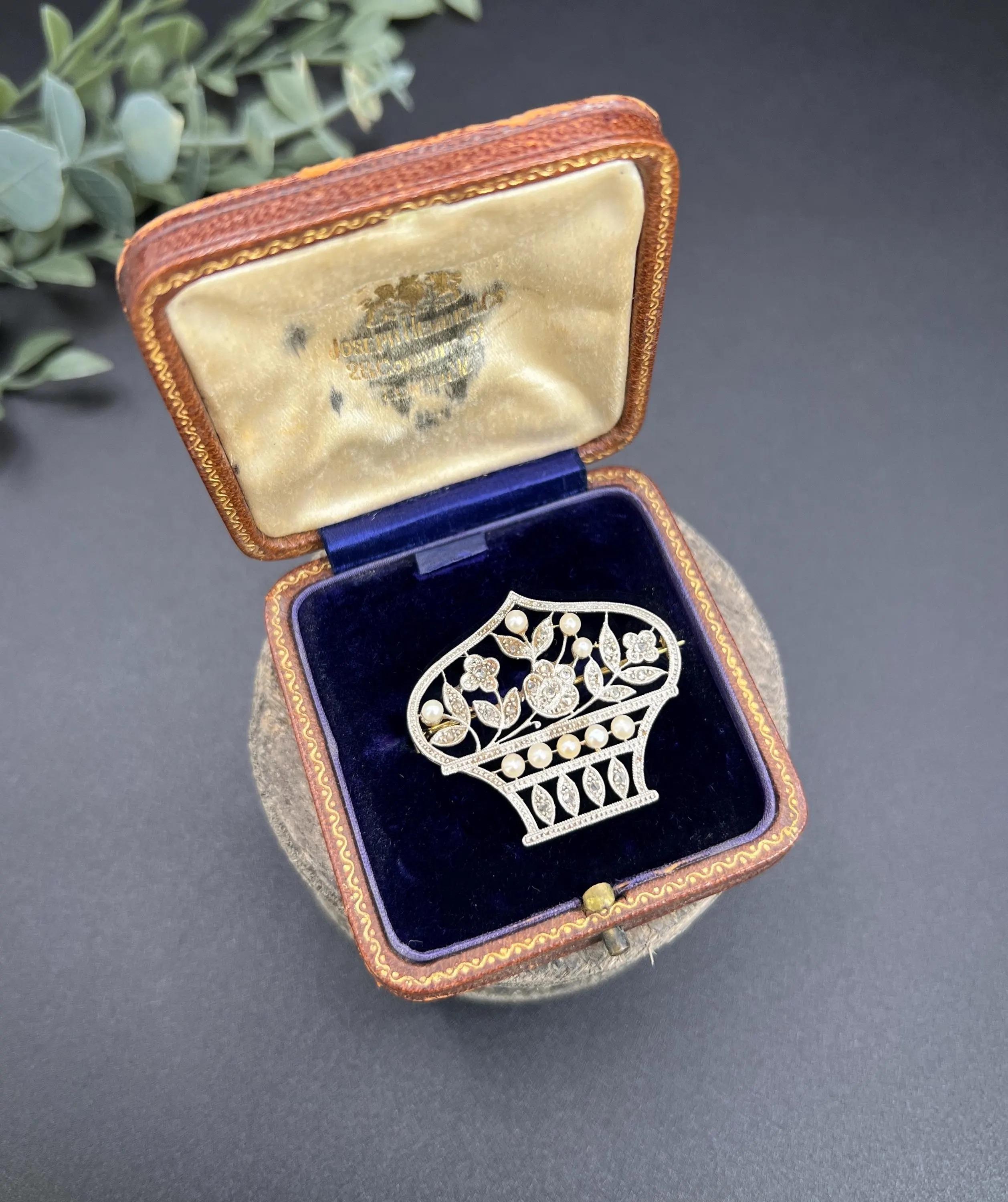 Colgante/Broche de oro de 18 ct y platino Belle Epoque de diamantes y perlas en forma de cesta de flores Corte rosa en venta