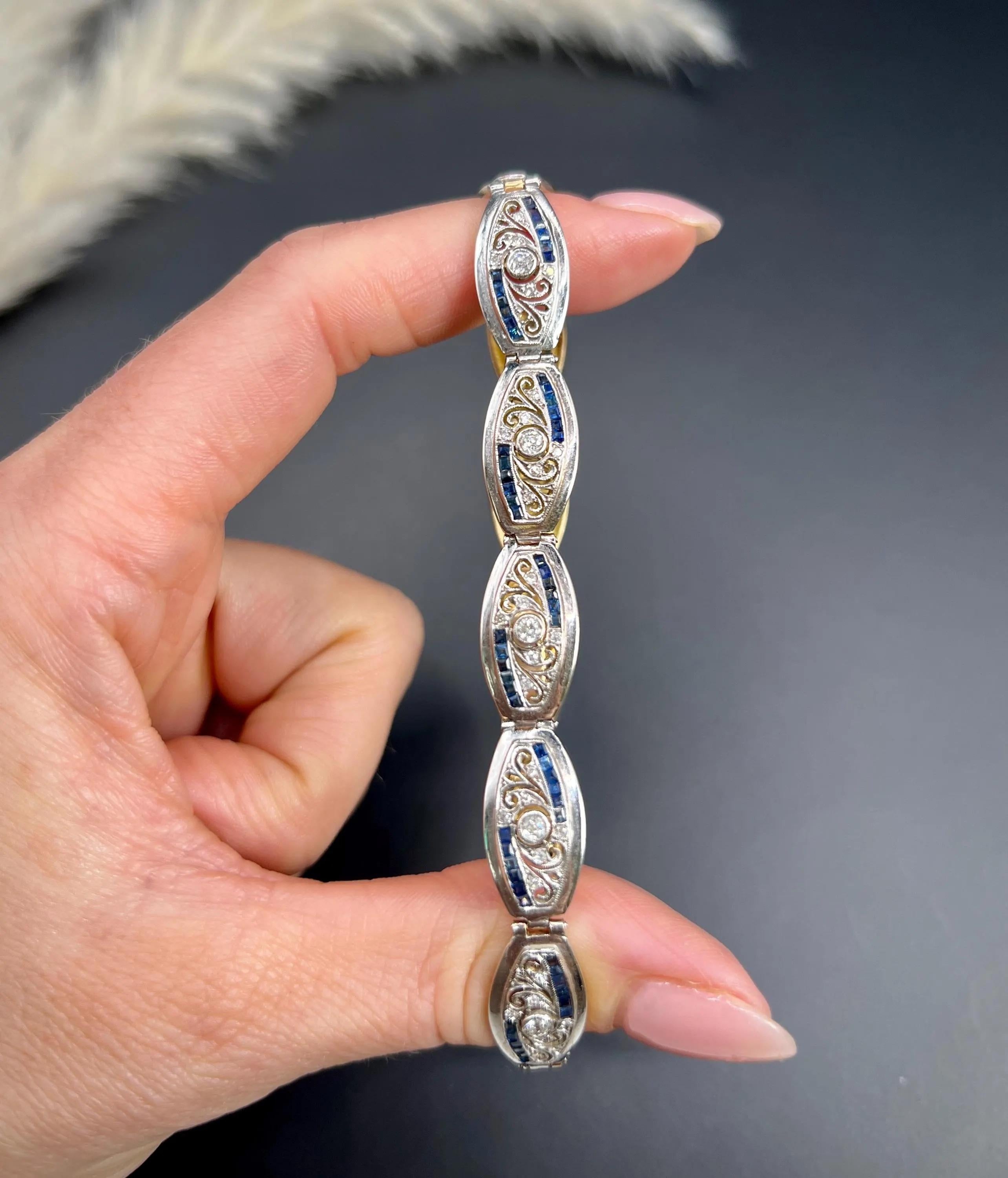 Bracelet à maillons fantaisie 

Or jaune 18ct et platine estampillé

Circa 1910

Ce bracelet exquis de l'époque édouardienne est fabriqué en or 18ct et présente un ensemble étonnant de maillons fantaisie de forme ovale. Chaque maillon est élégamment