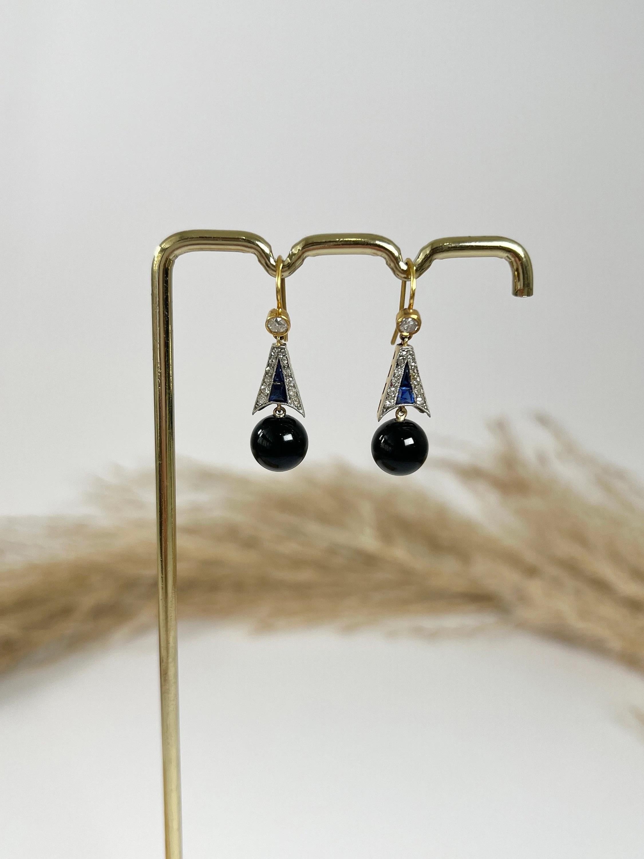 18ct Gold & Platinum Edwardian Diamond, Sapphire, Onyx  Drop Dangle Earrings For Sale 2