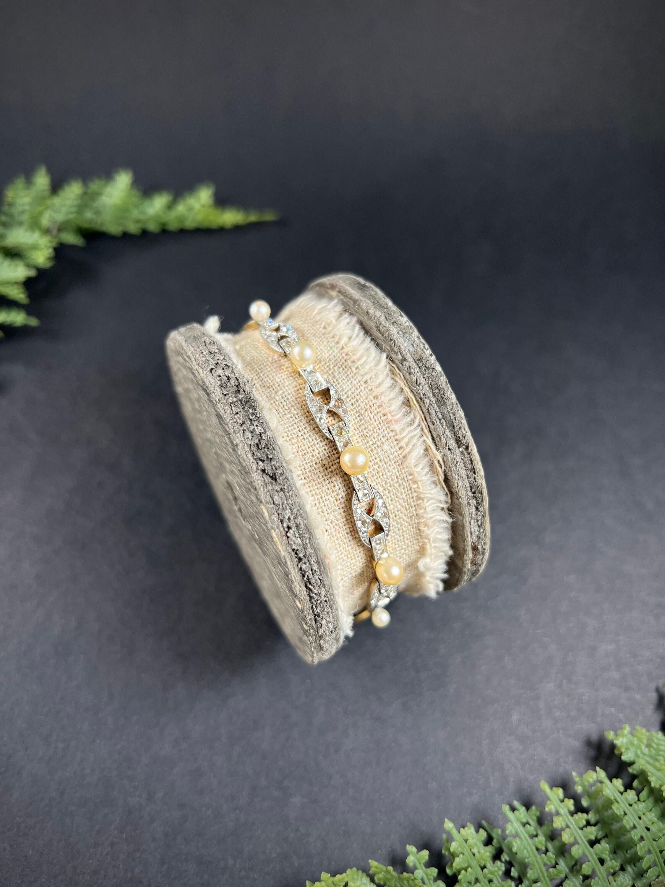 da uomo o donna Bracciale A Link con diamanti e perle ovali in oro 18 ct e platino francese di epoca edoardiana in vendita