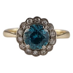 18ct Gold & Platinum Zircon & Diamond Daisy Cluster Ring, Circa 1930s