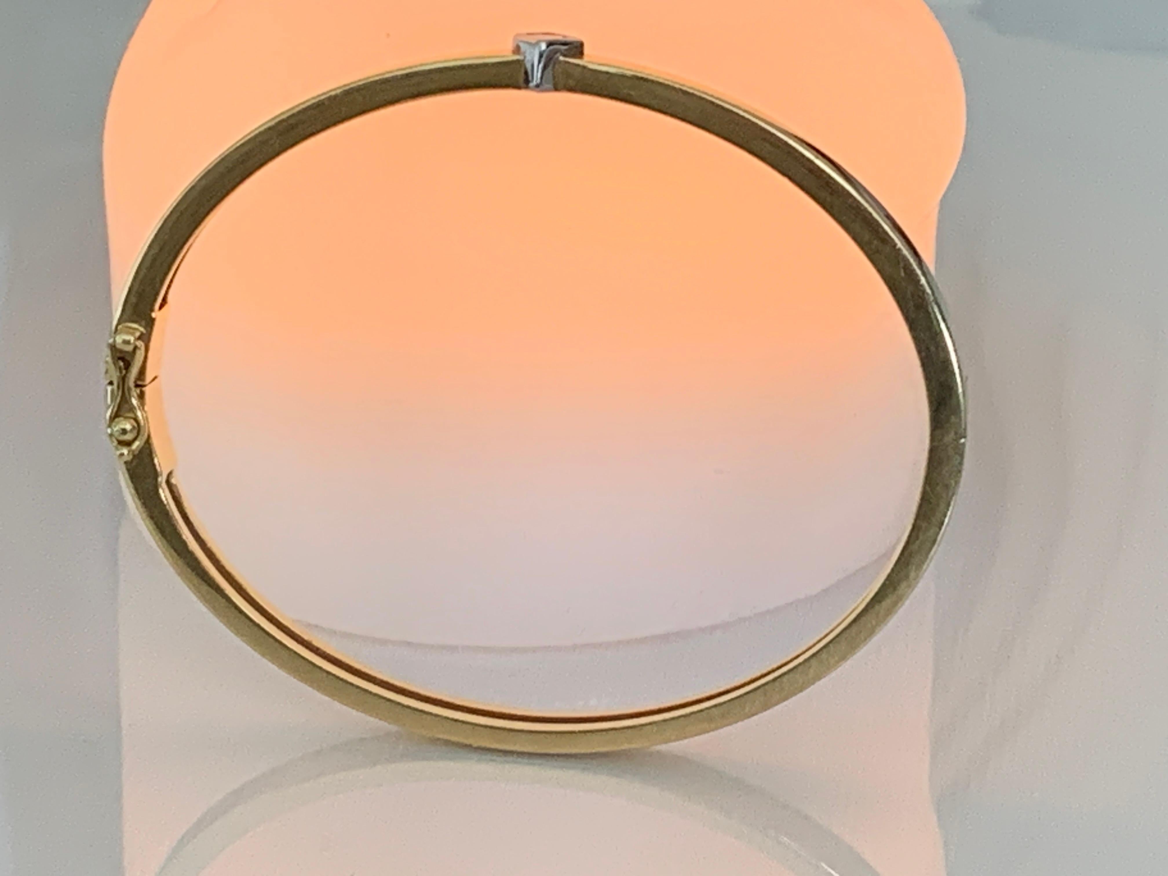 Bangle in oro 18ct Princess con diamanti da 0,25 carati. in vendita 3