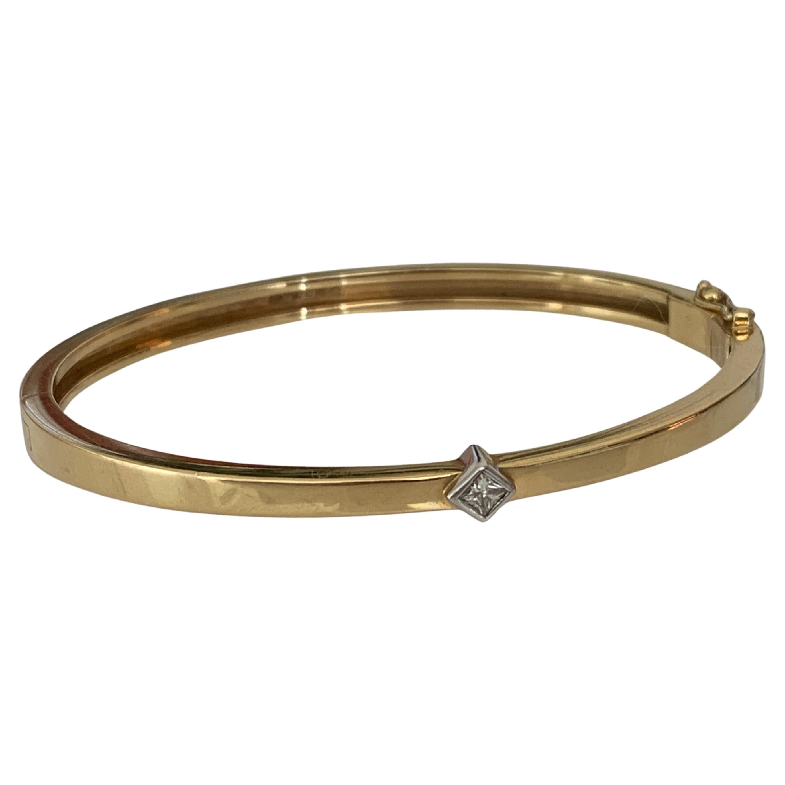 18ct Gold Princess 0.25 carat Diamond Bangle.