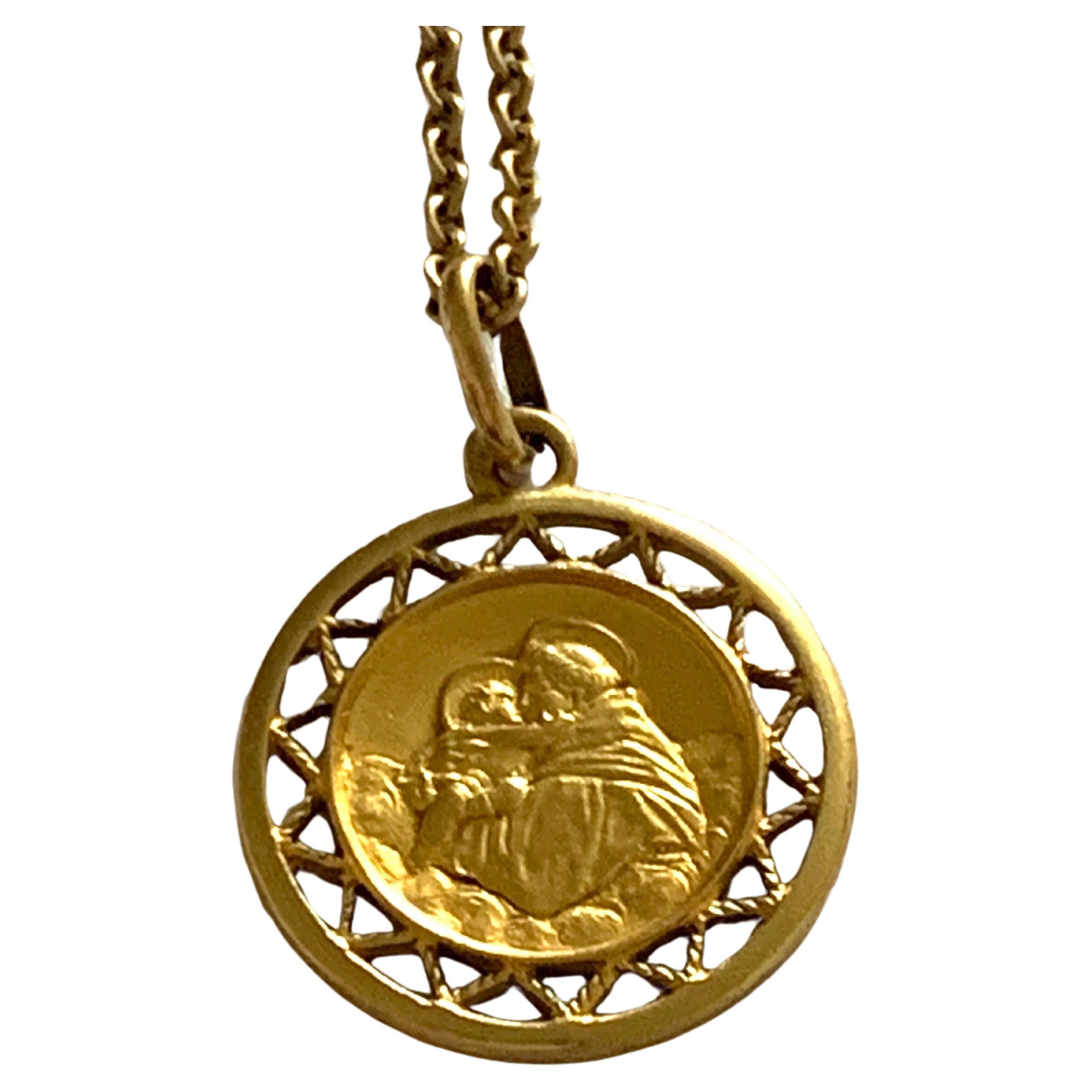 18ct Gold Religious Italian Pendant & 18ct Gold Chain  For Sale
