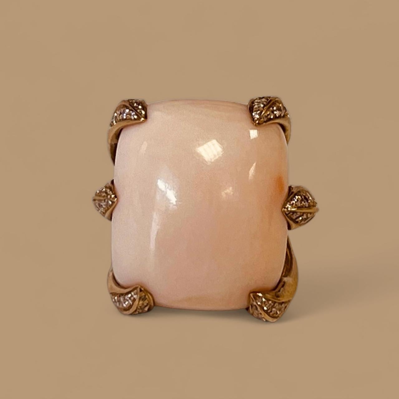 18ct Gold Ring Set With An Angel Skin Coral Held By Six Heavy Diamond Set Claws For Sale 8