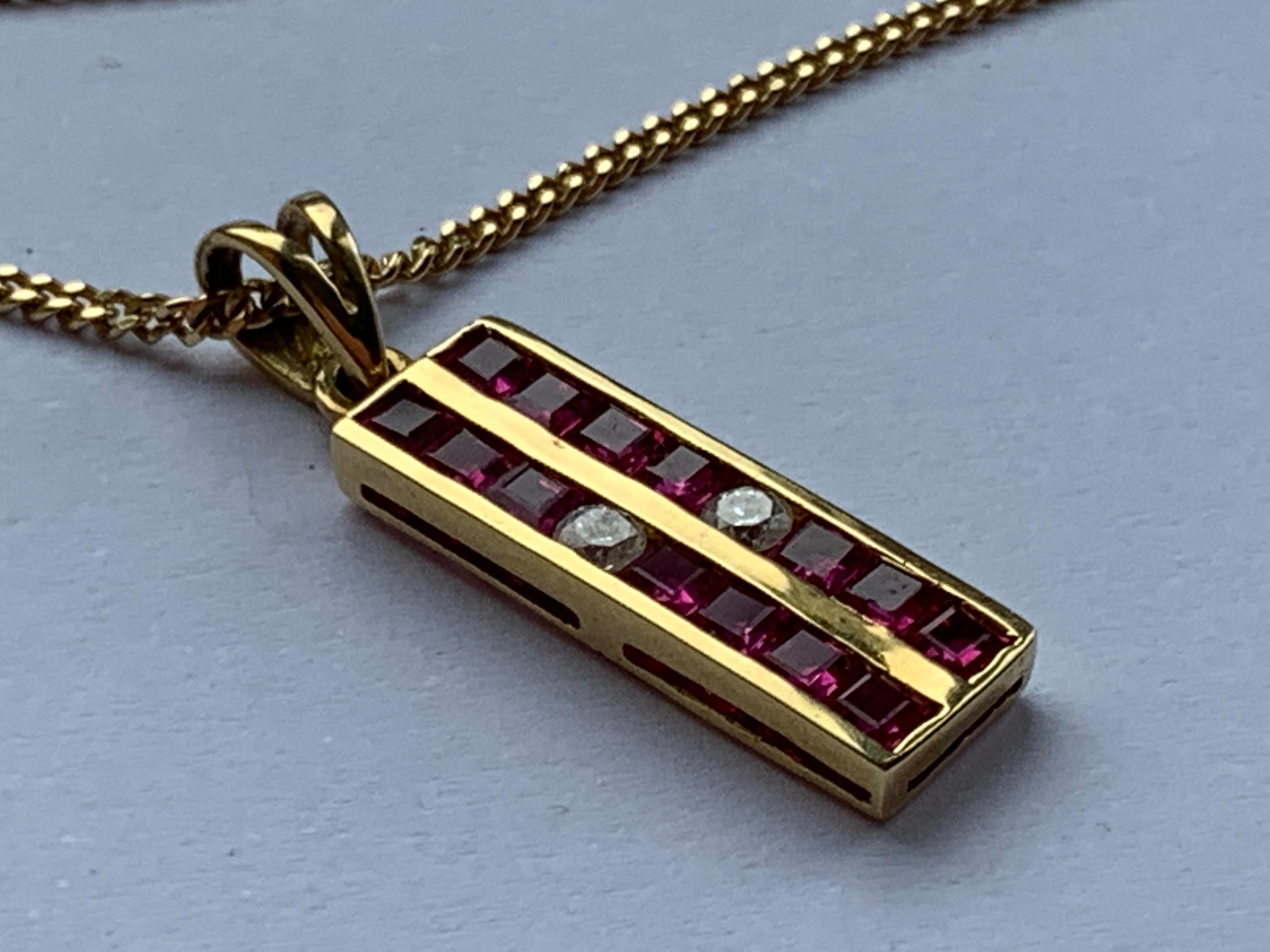 Art Deco 18 Carat Gold Ruby and Diamond Pendant and 18 Carat Gold Chain For Sale