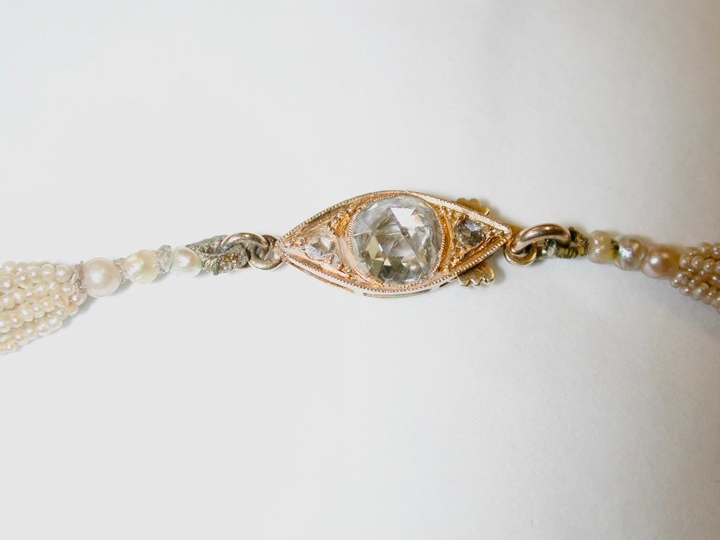  Collier de perles de rocaille en or 18ct avec diamant taillé en rose daté circa 1940's Pour femmes 