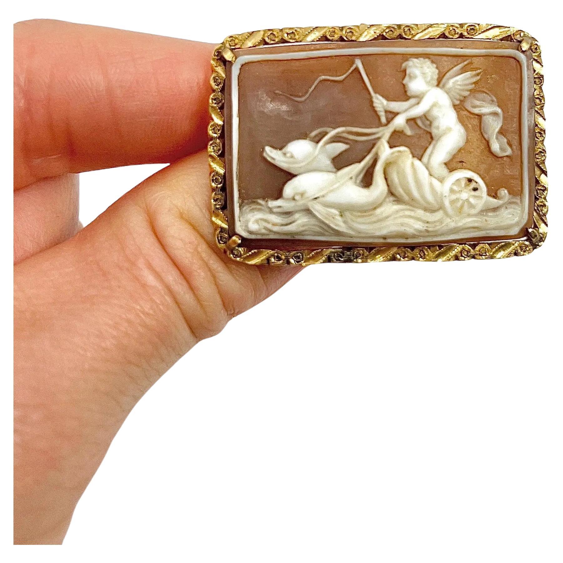 18ct Gold Victorian Cherub, Eros and Dolphin Chariot Shell Cameo Pendent/Brooch