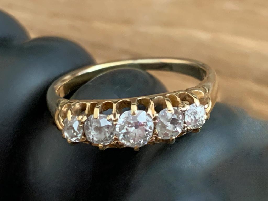 18ct Gold Victorian Old Mine Cut 0.7 Carat Diamond Ring  For Sale 1