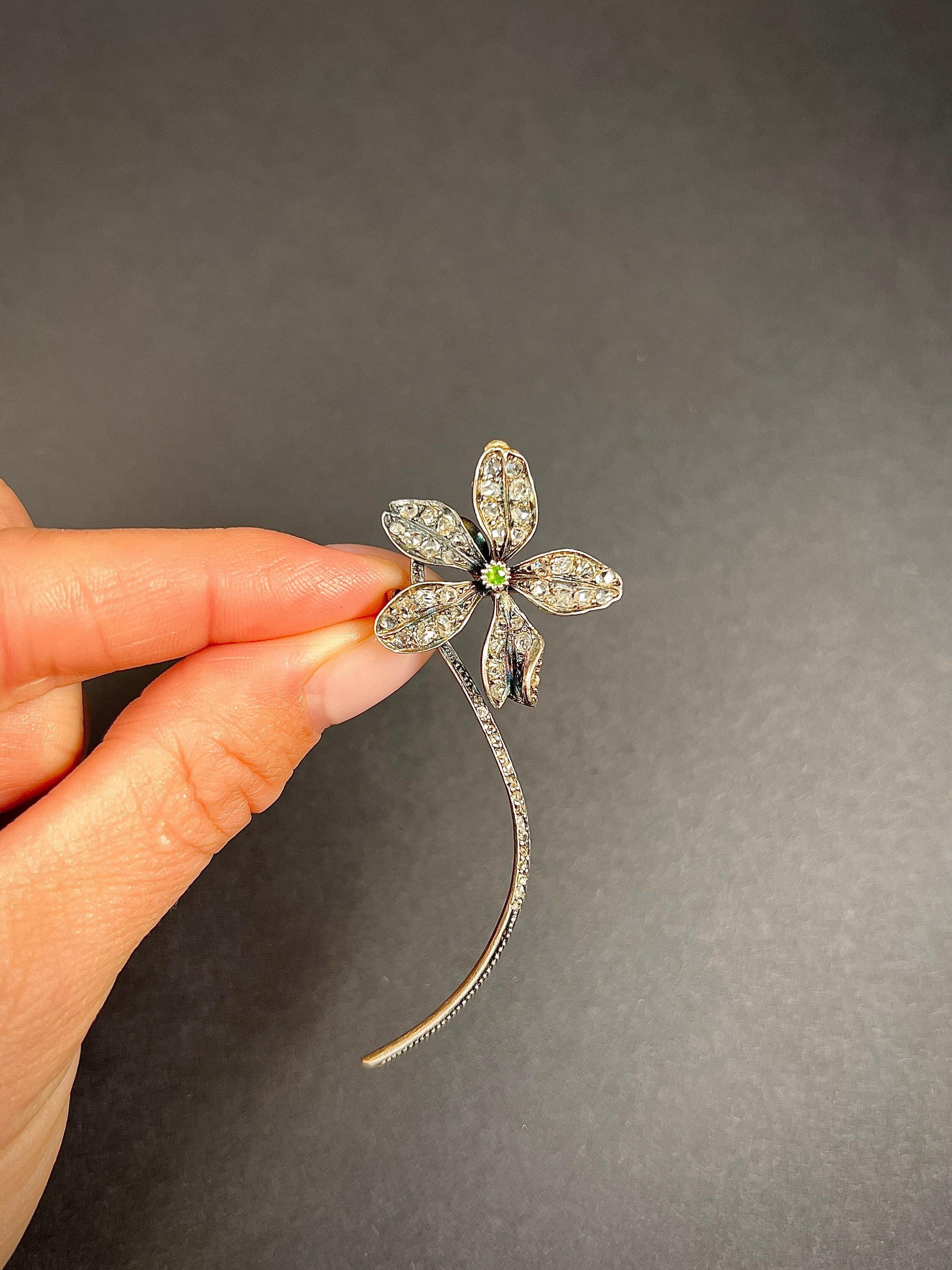Women's or Men's 18ct Gold, Victorian Rose Cut Diamond & Demantoid Garnet Flower Pendant Brooch