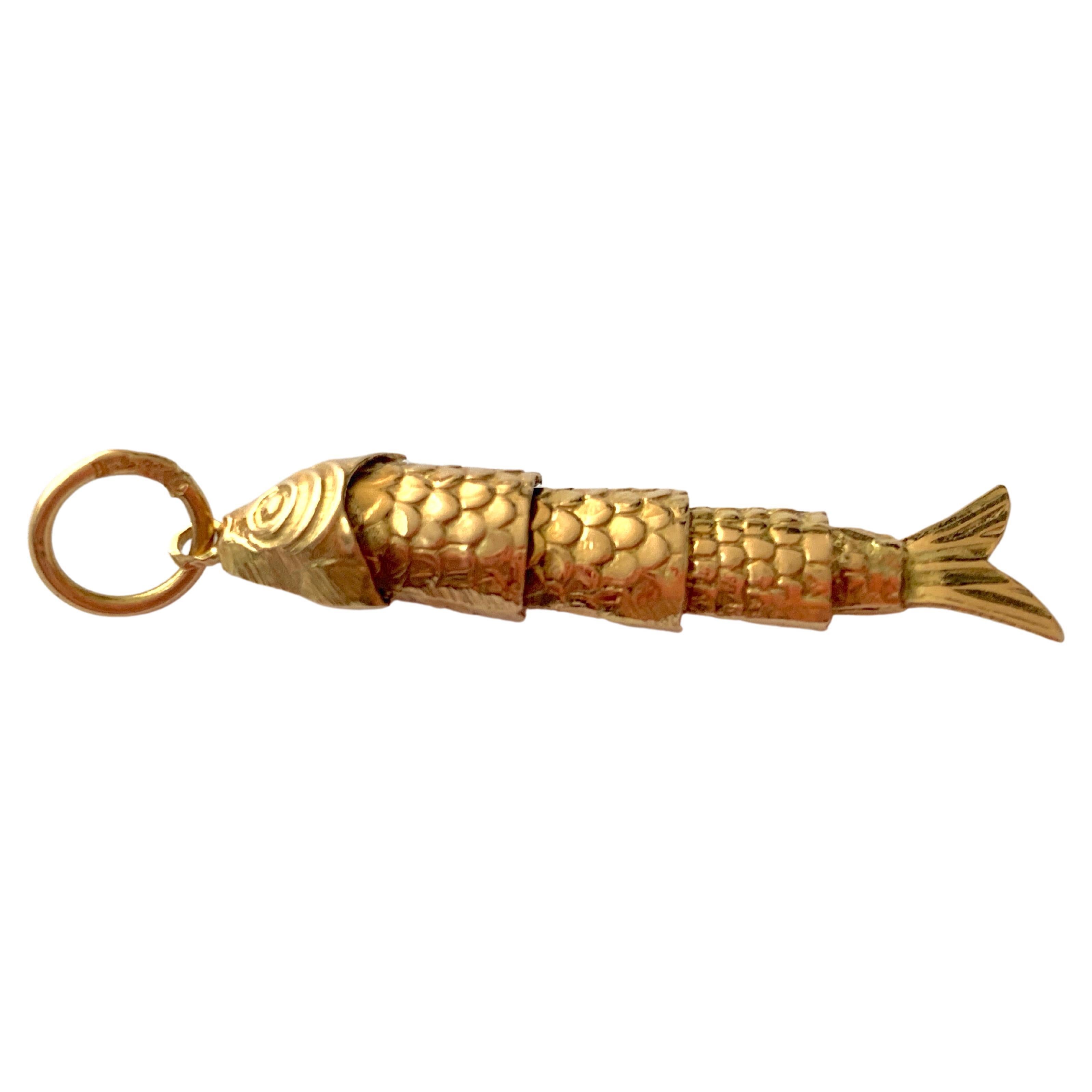 18ct Gold Vintage Egyptian Articulated Fish Pendant